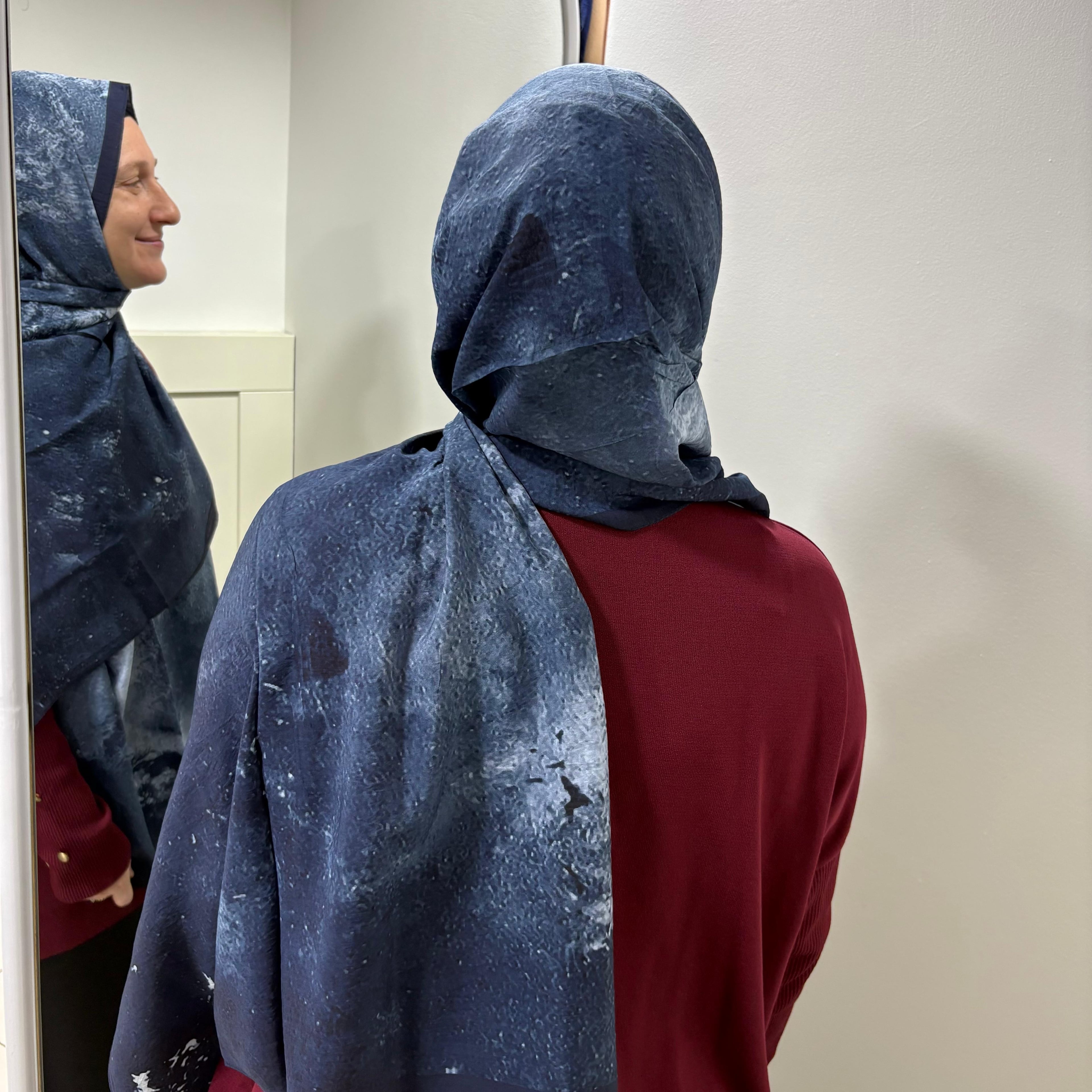 Mermer Dokunuşu Desen Modal İpek Şal Lacivert