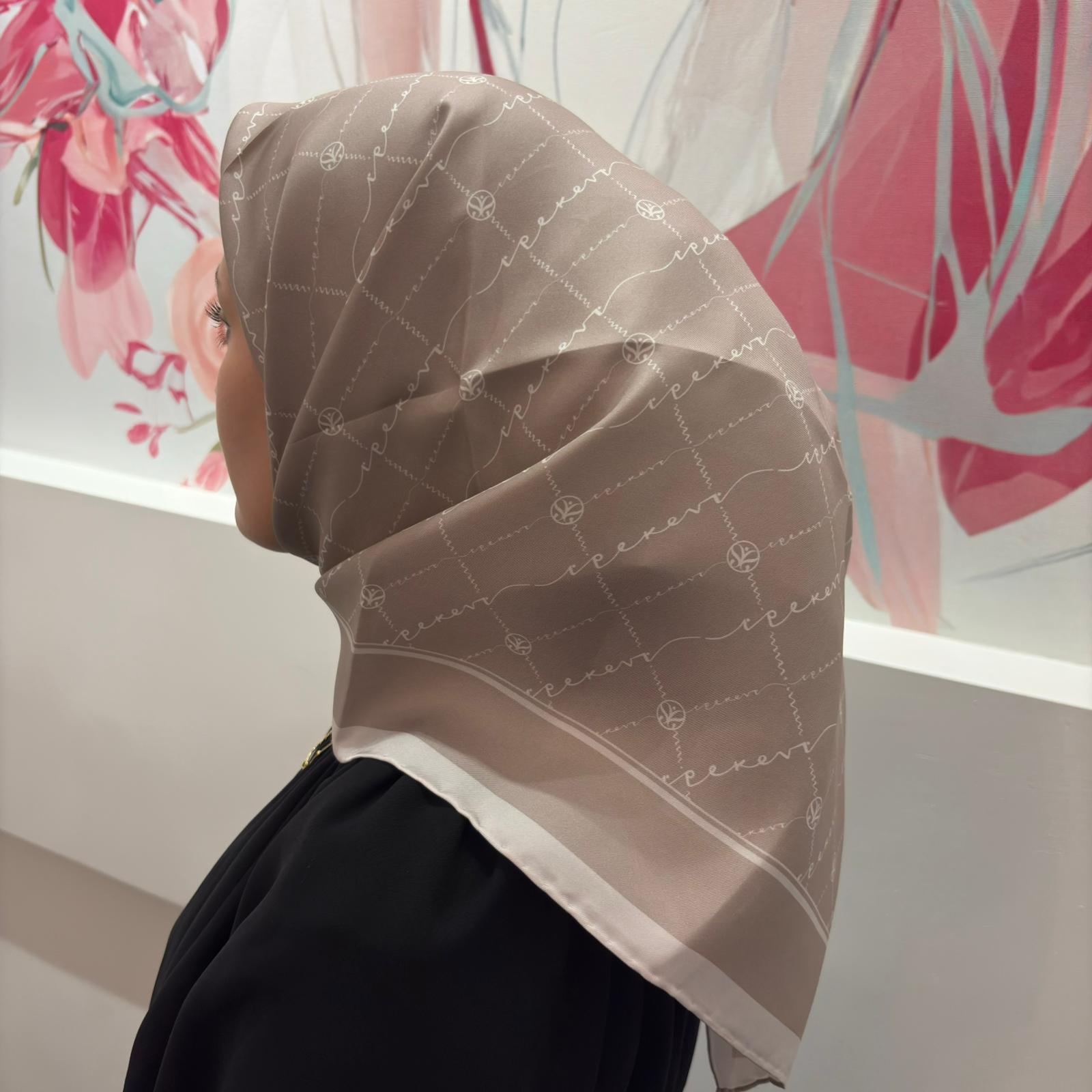 İpekevi İmza Model Eşarp 