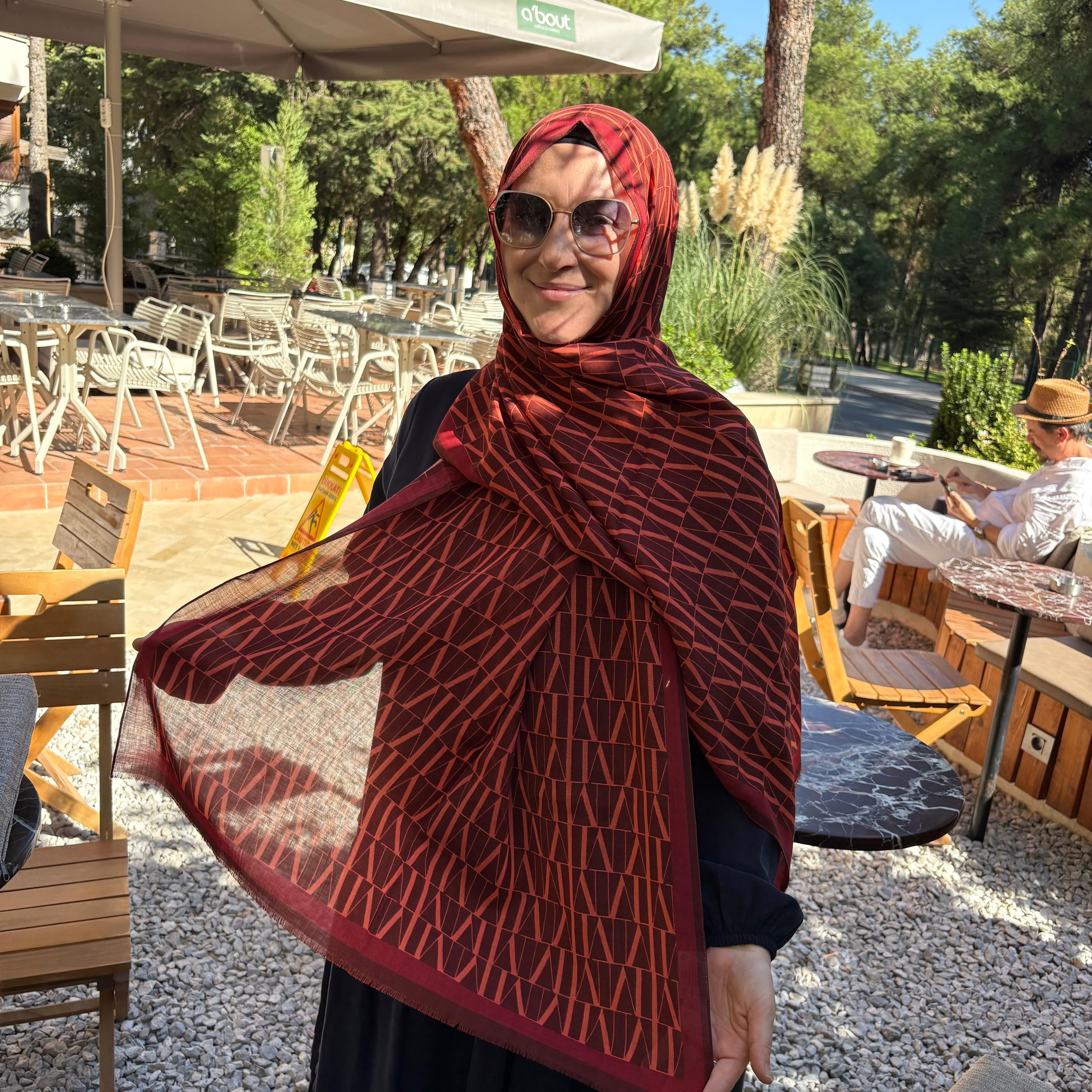Mıhrıe Bordo M Monogram Yün Şal