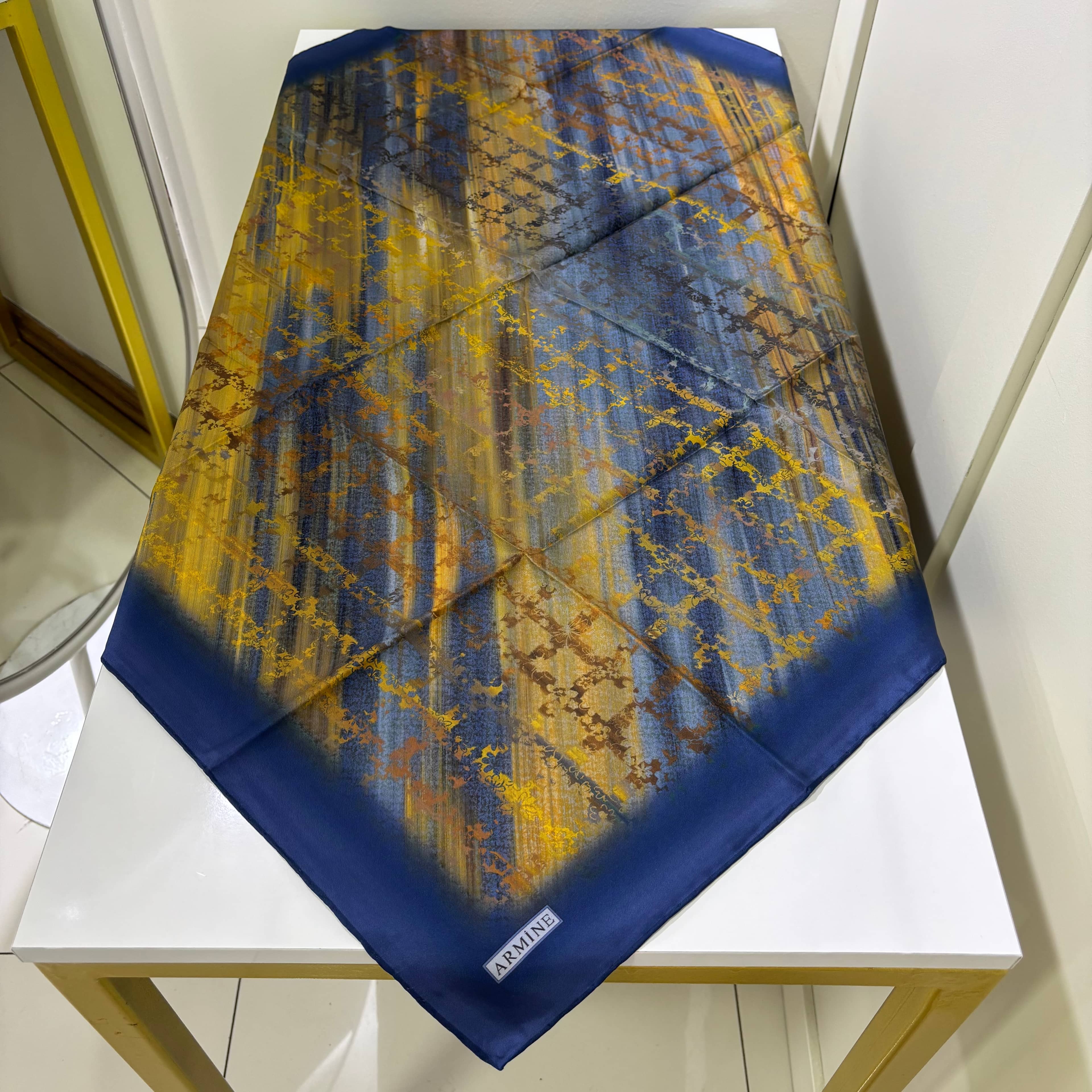 Armine İpek Eşarp 9420D Twill