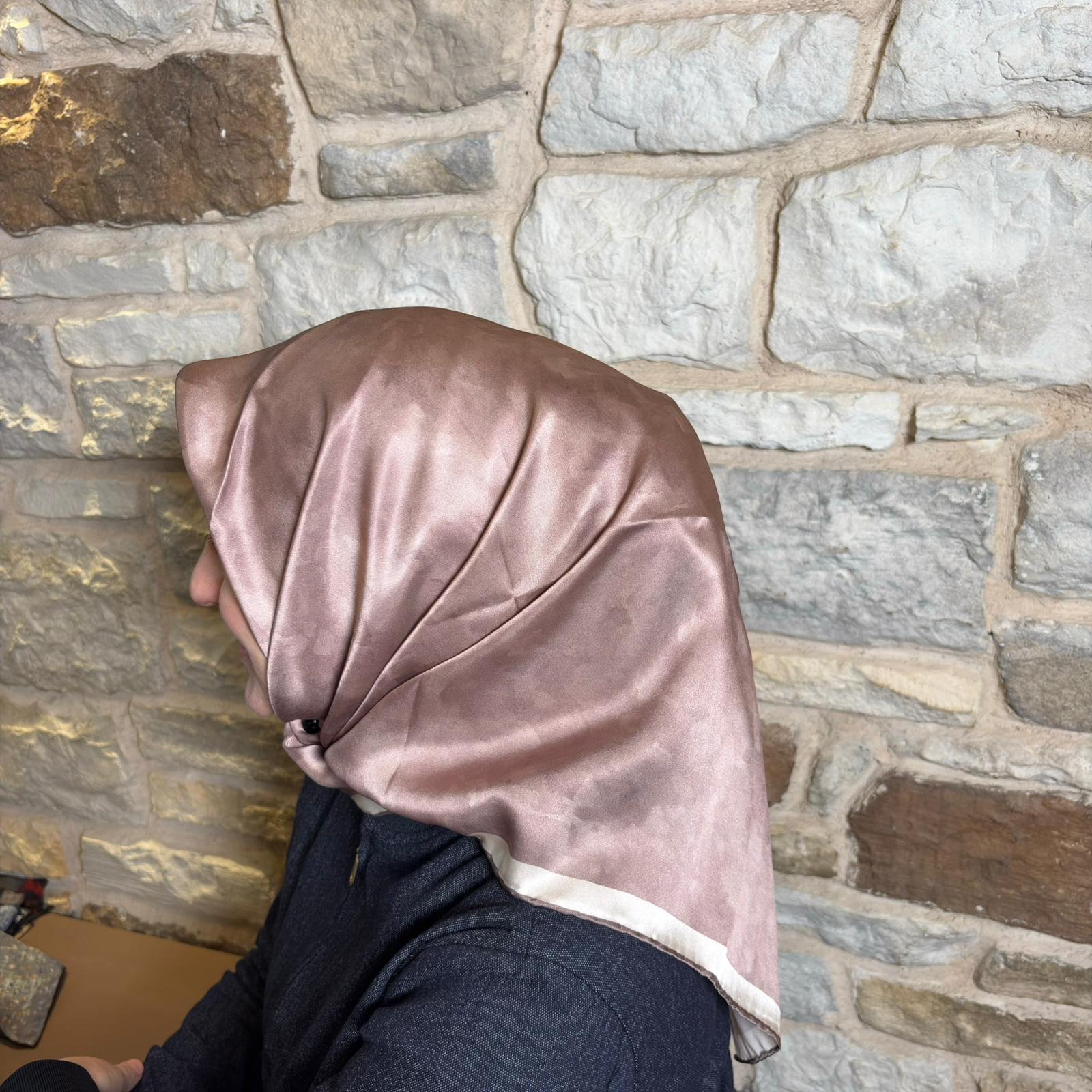 AKER AUTUMN-WINTER İPEK EŞARP SURA