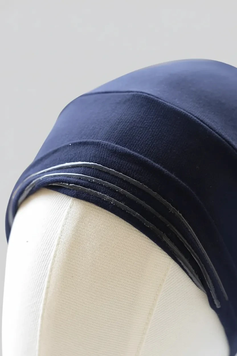 ÖNÜ SİLİKONLU BONE - Lacivert