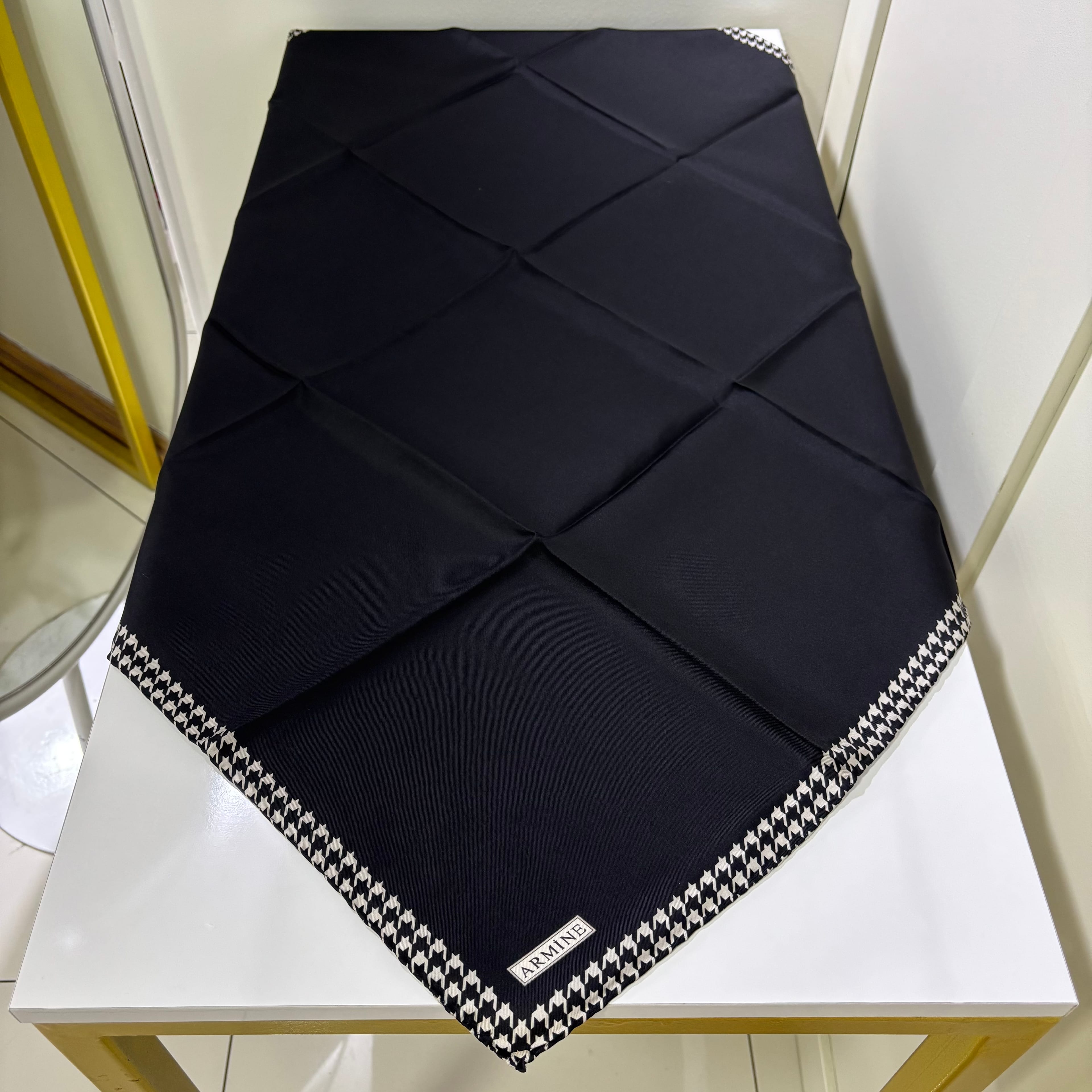 Armine İpek Eşarp 9443D Twill