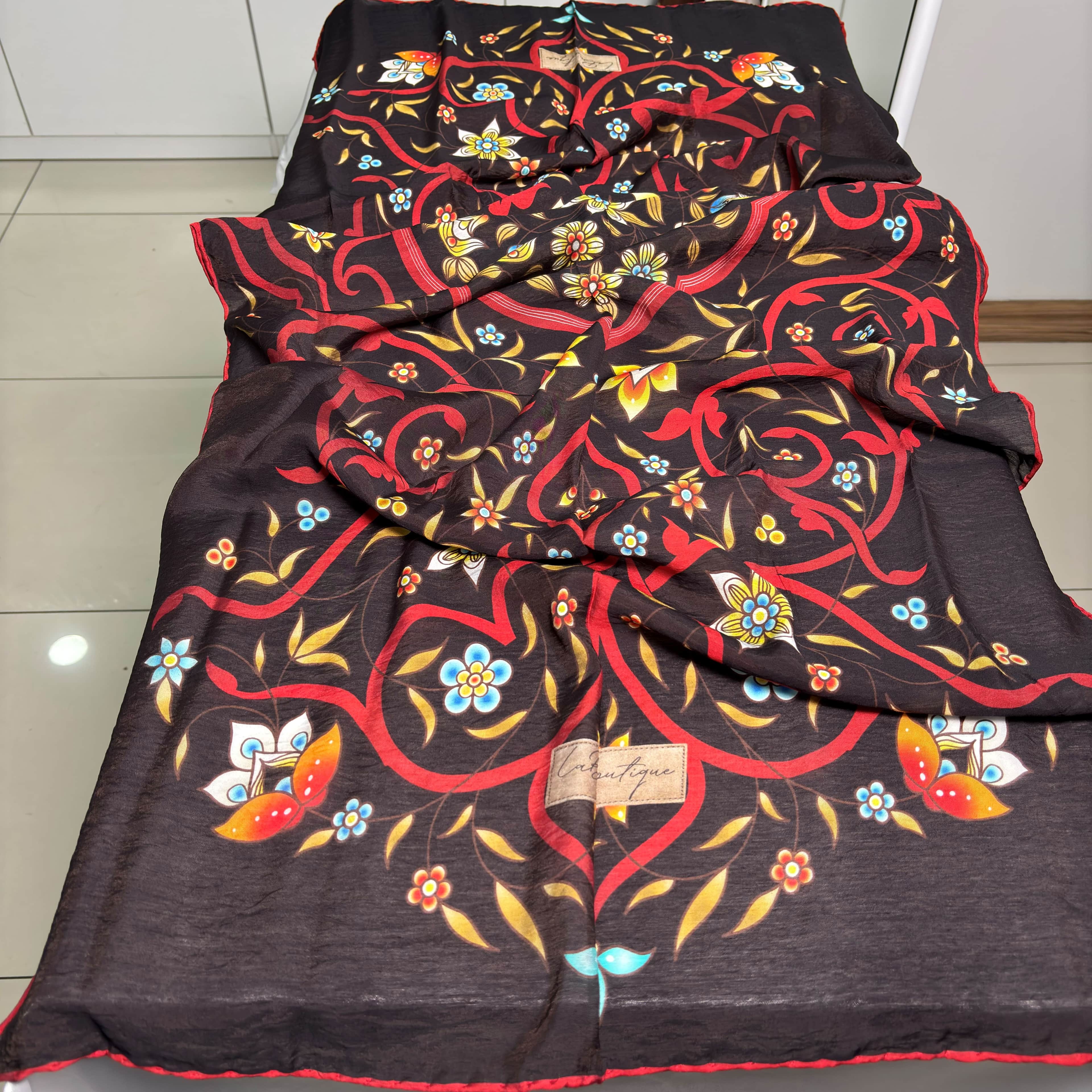 La Boutique Desenli Güz Şal GYSS224204