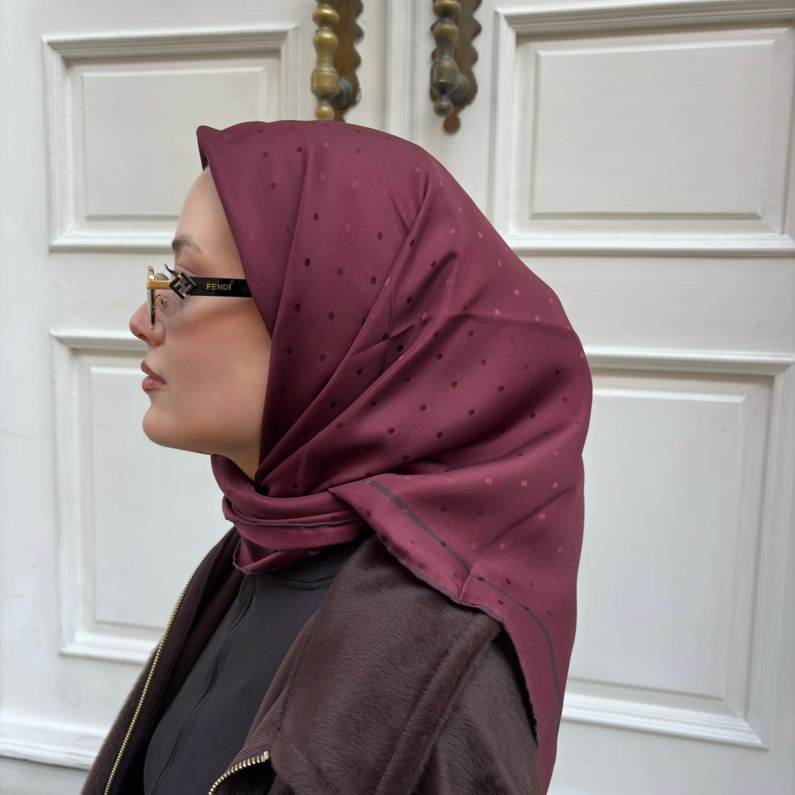 Armine Jakarlı İpek Eşarp Puantiyeli Bordo 22