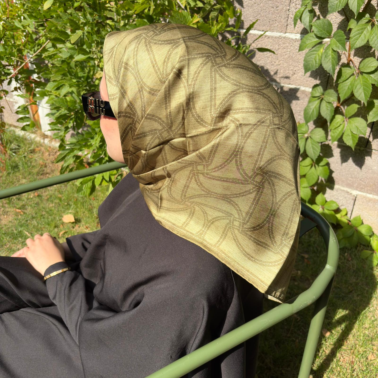 Belli 2025-2026 Sonbahar Kış Kreasyonu İpek Eşarp