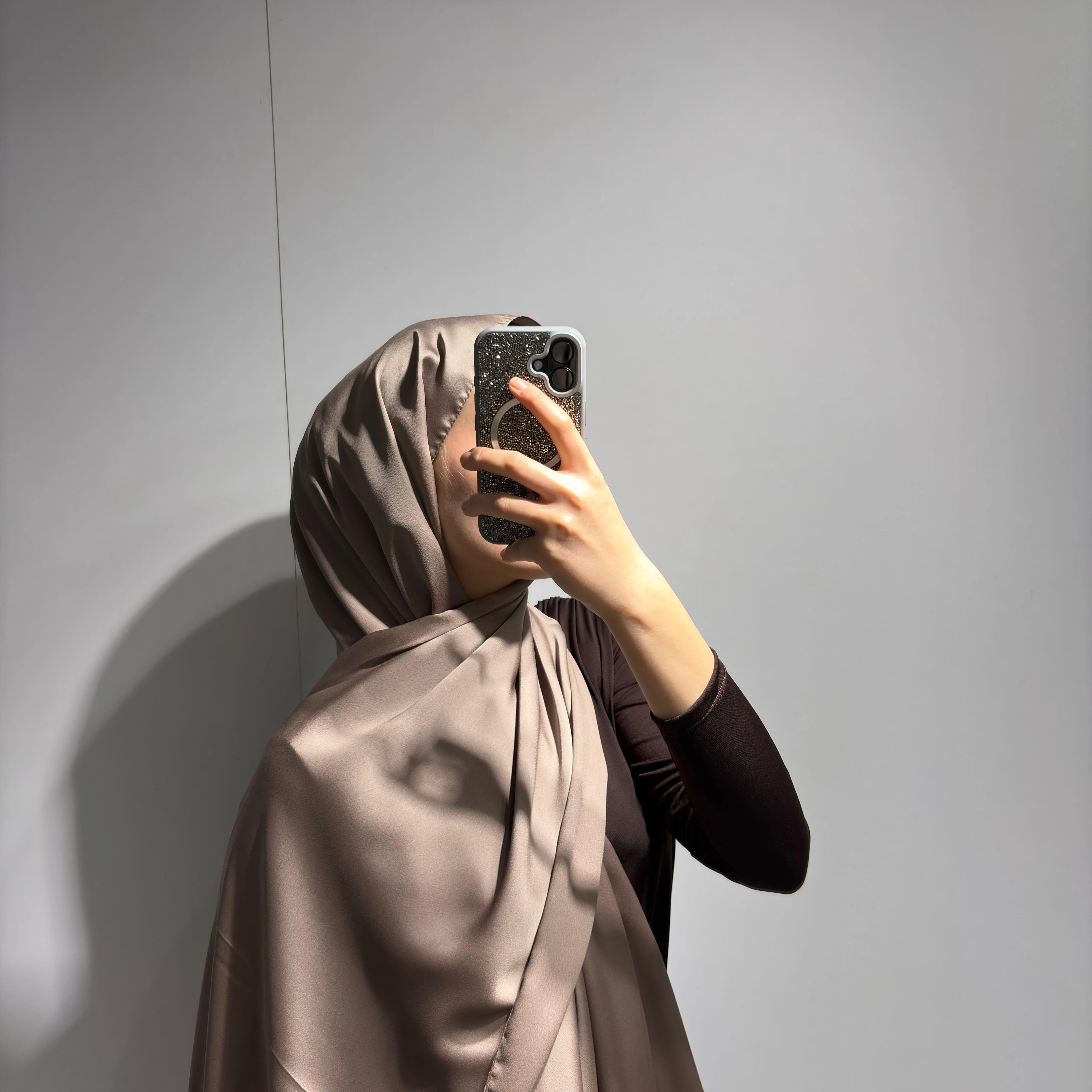 KC Kumlu İpek Şal - Vizon-2