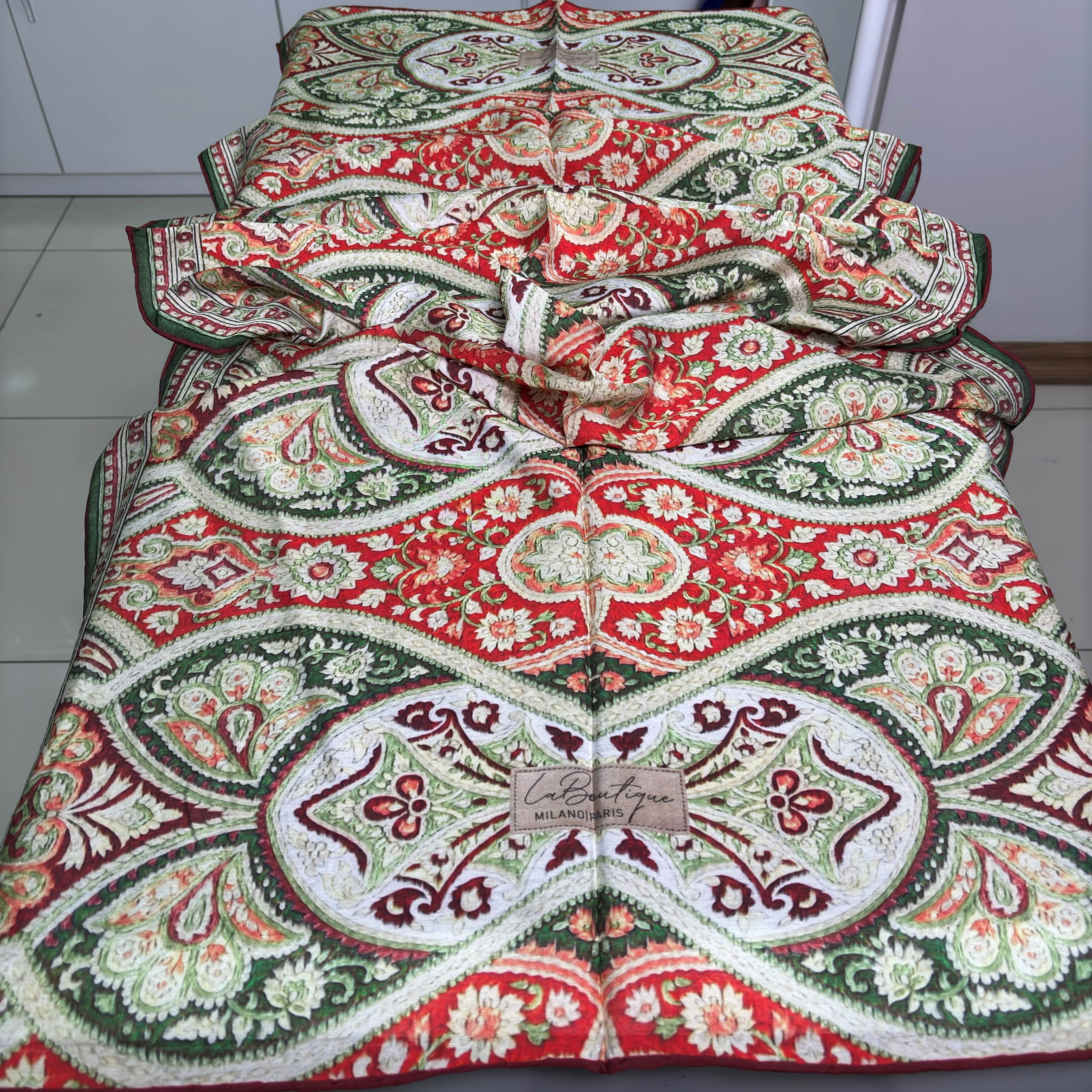 La Boutique Desenli Güz Şal 2408 02