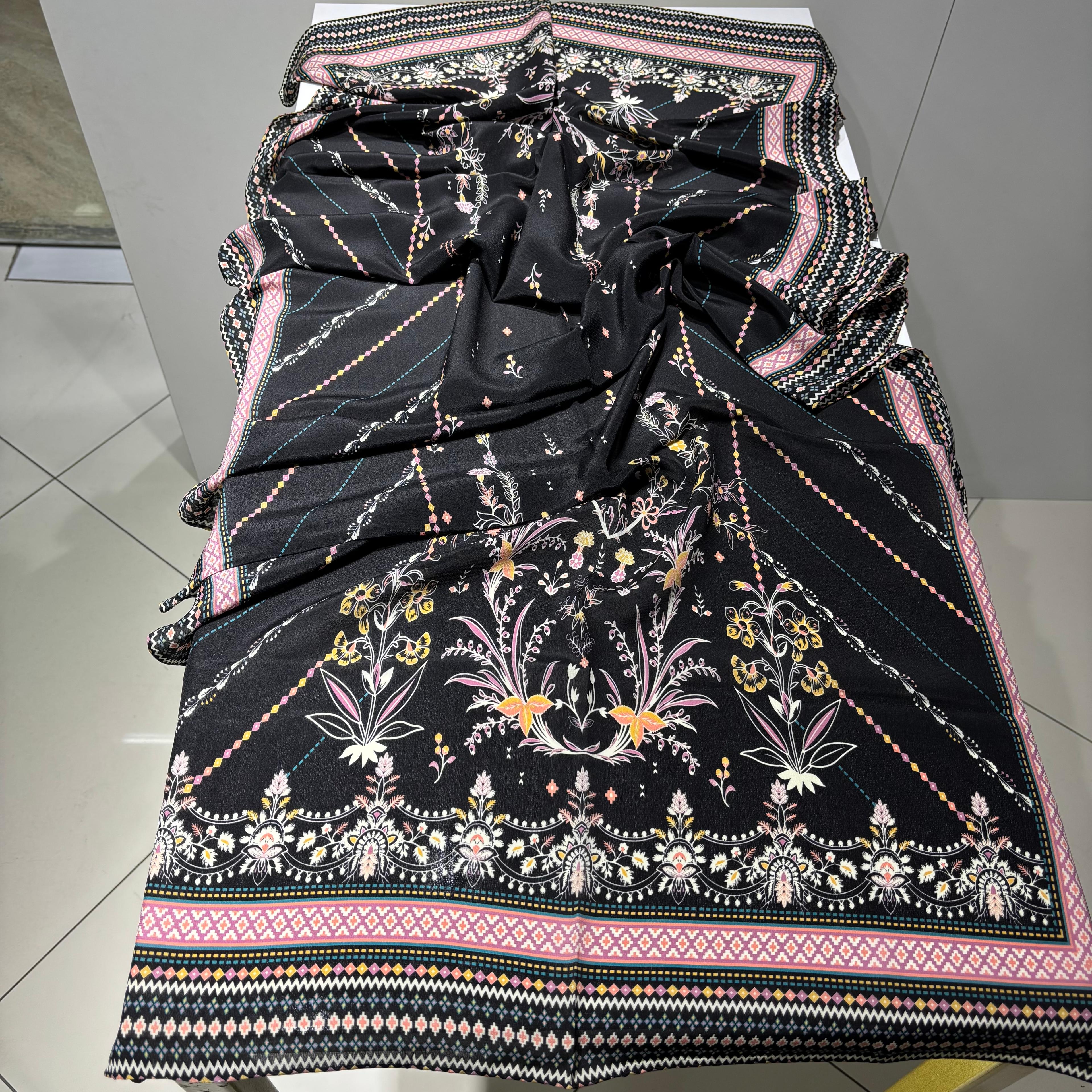 Black Sakura Şal