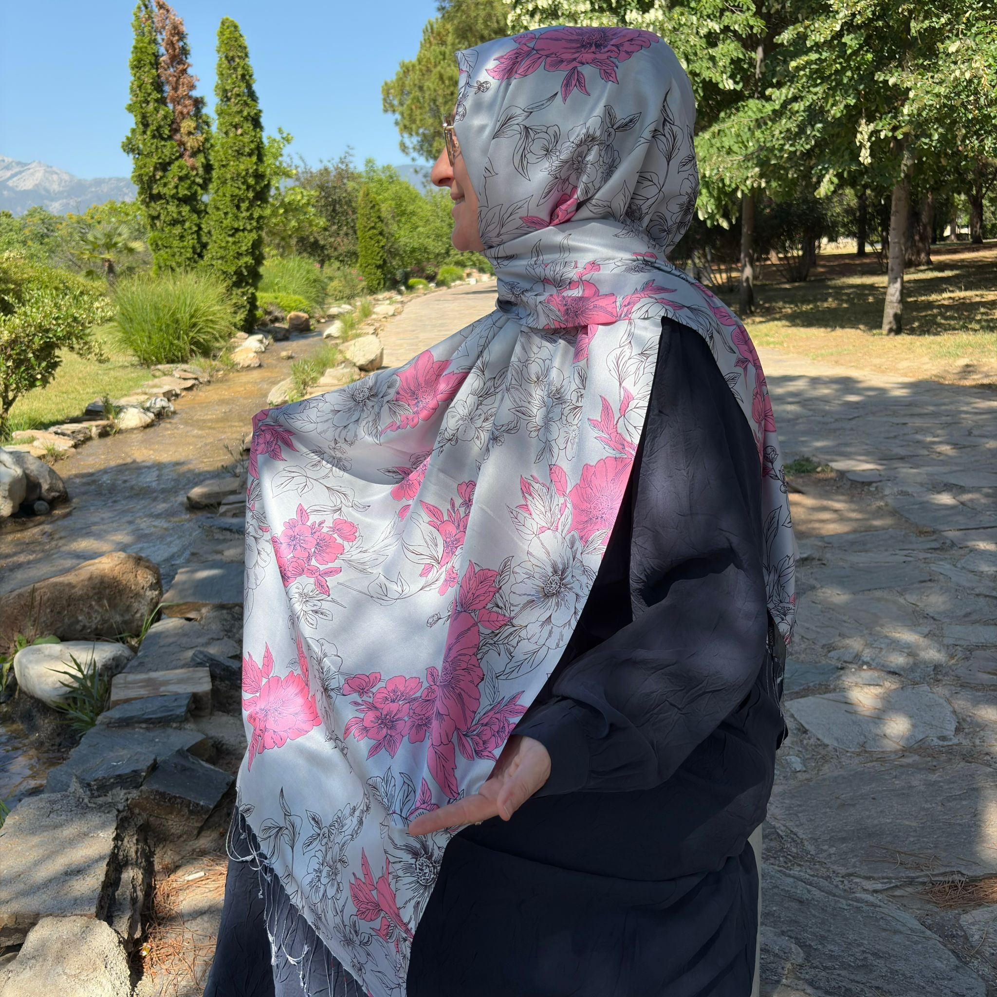 Gümüş Açelya Desenli İpek Şal