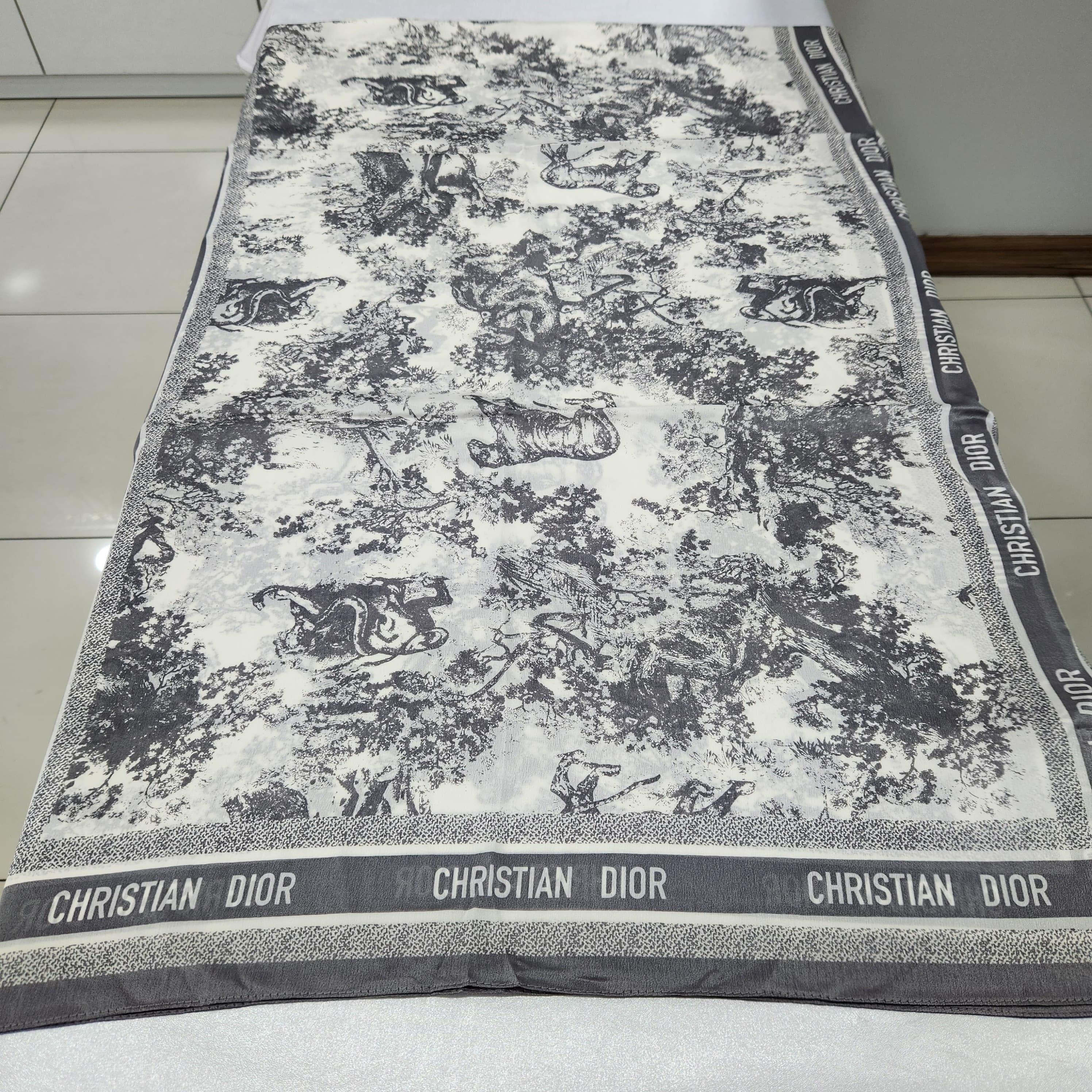 Vual İpek Şal Forest Desen - Gri