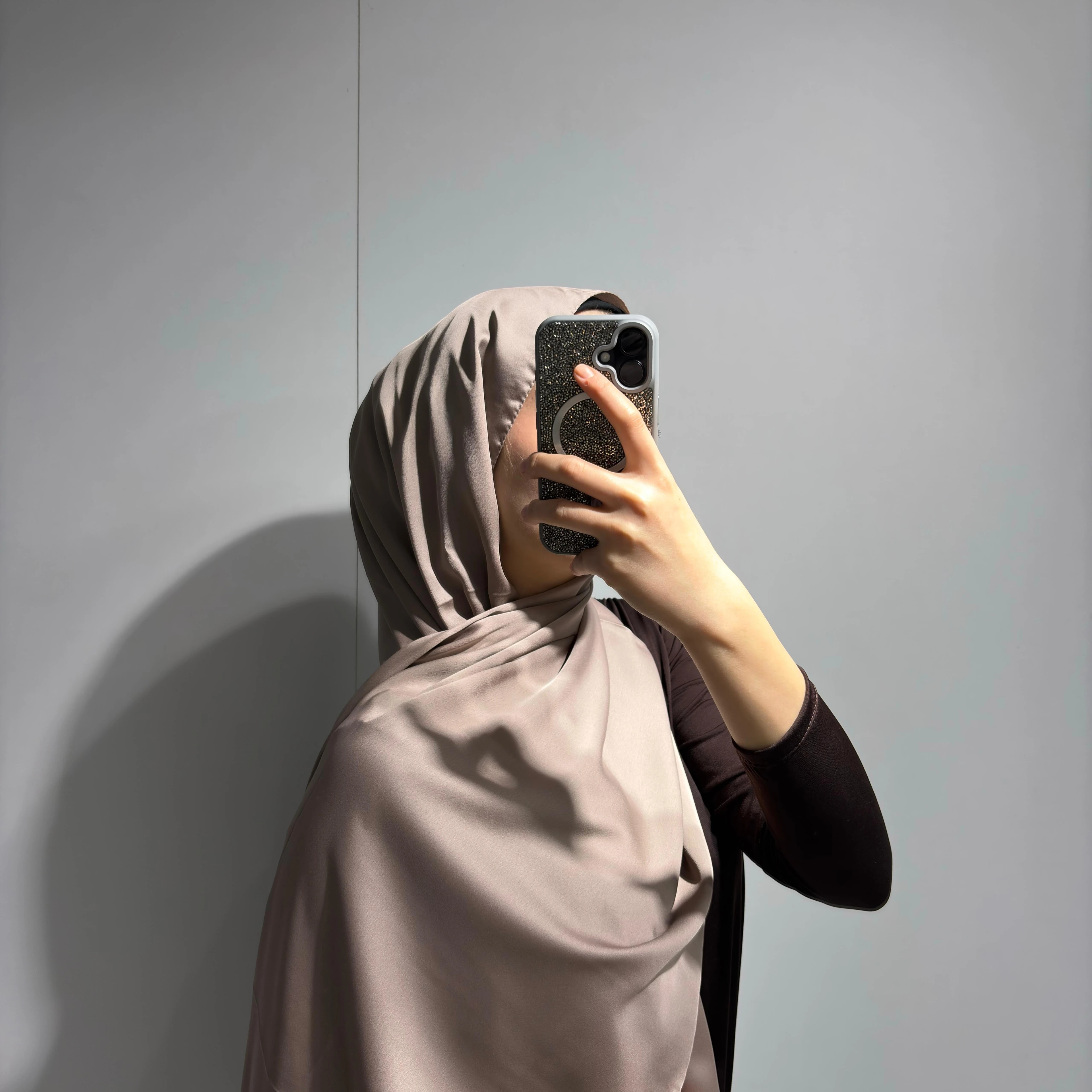 KC Kumlu İpek Şal - Vizon-3