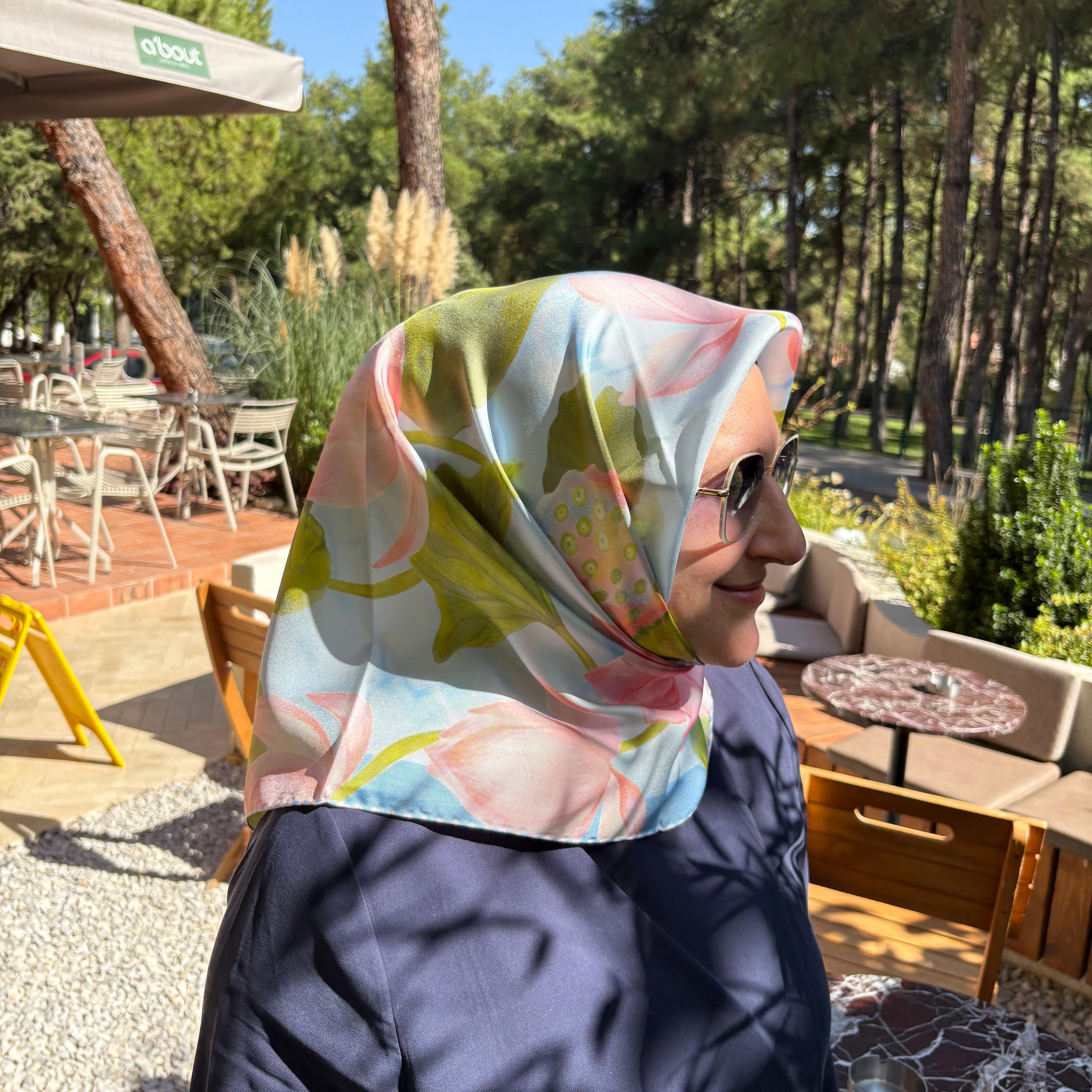 Mıhrıe Nilüfer İpek Eşarp