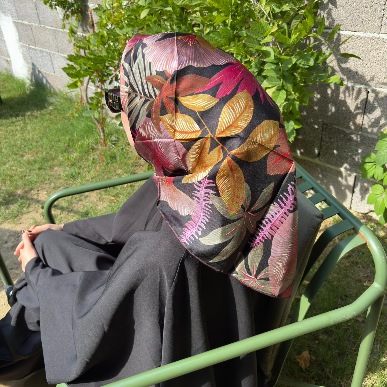 Belli 2025-2026 Sonbahar Kış Kreasyonu İpek Eşarp