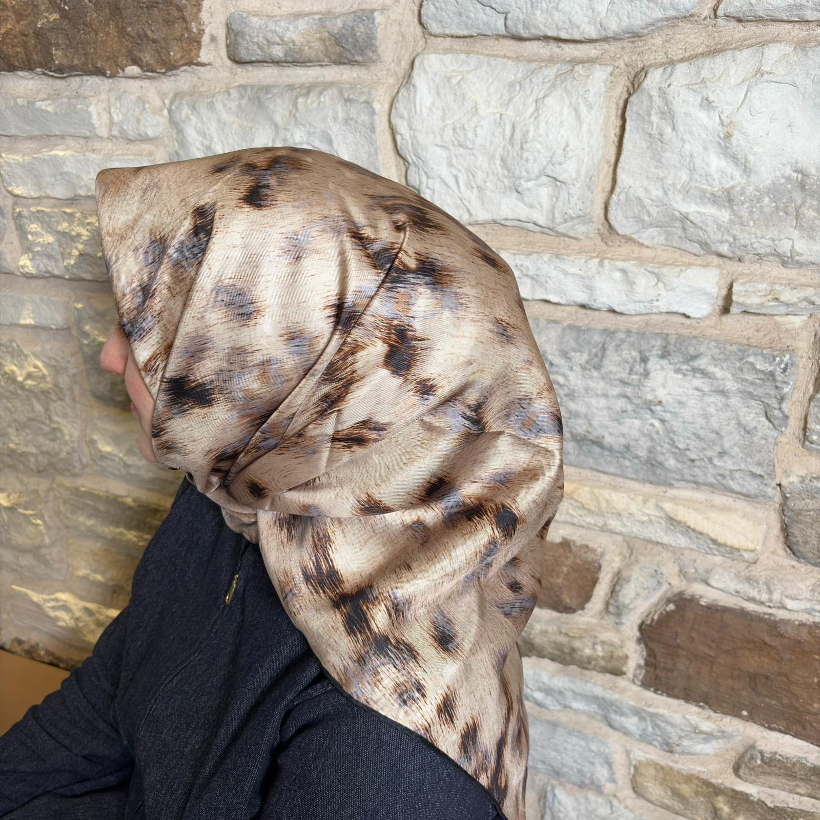 AKER AUTUMN-WINTER İPEK EŞARP TİVİL