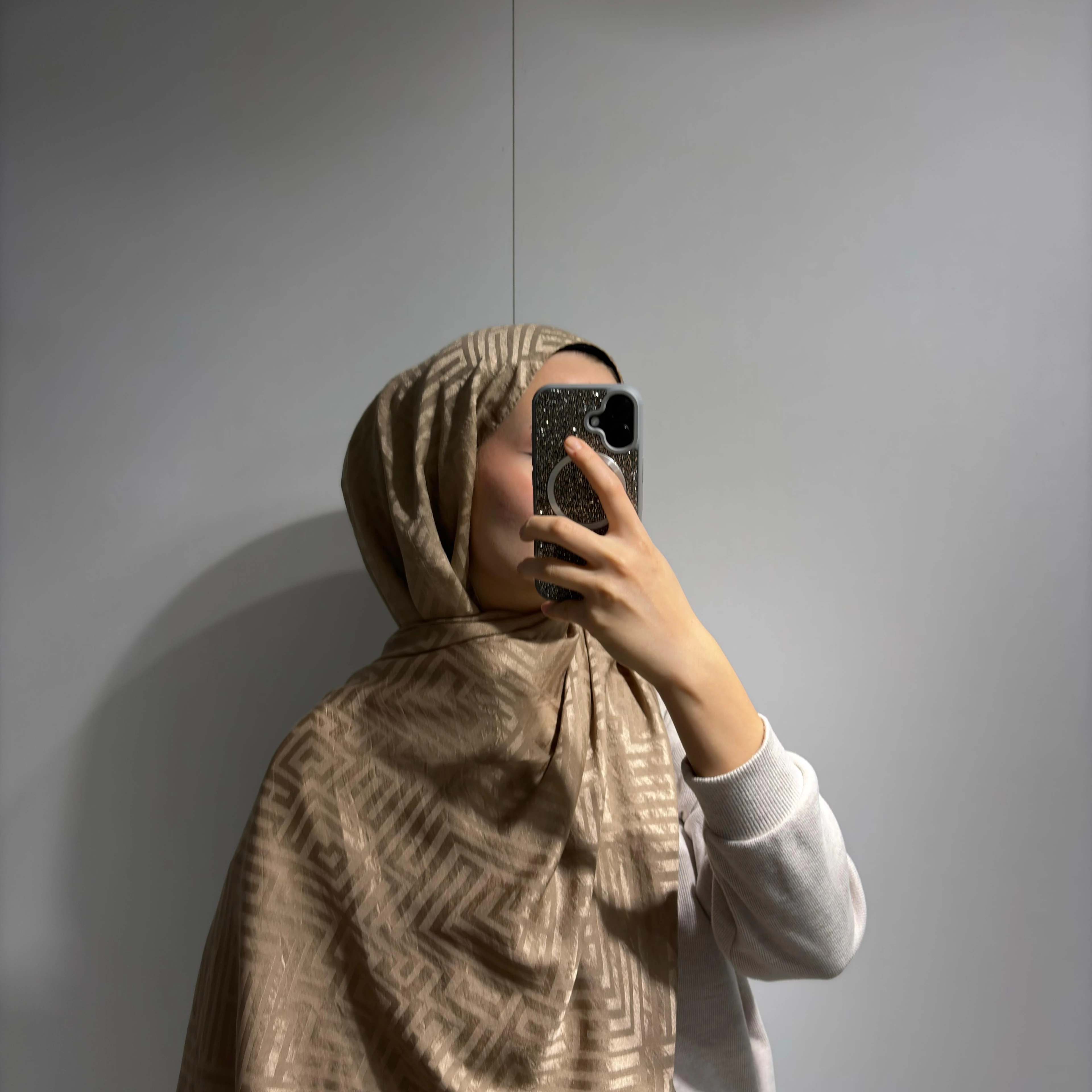 Labirent Desen Jakar şal Vizon