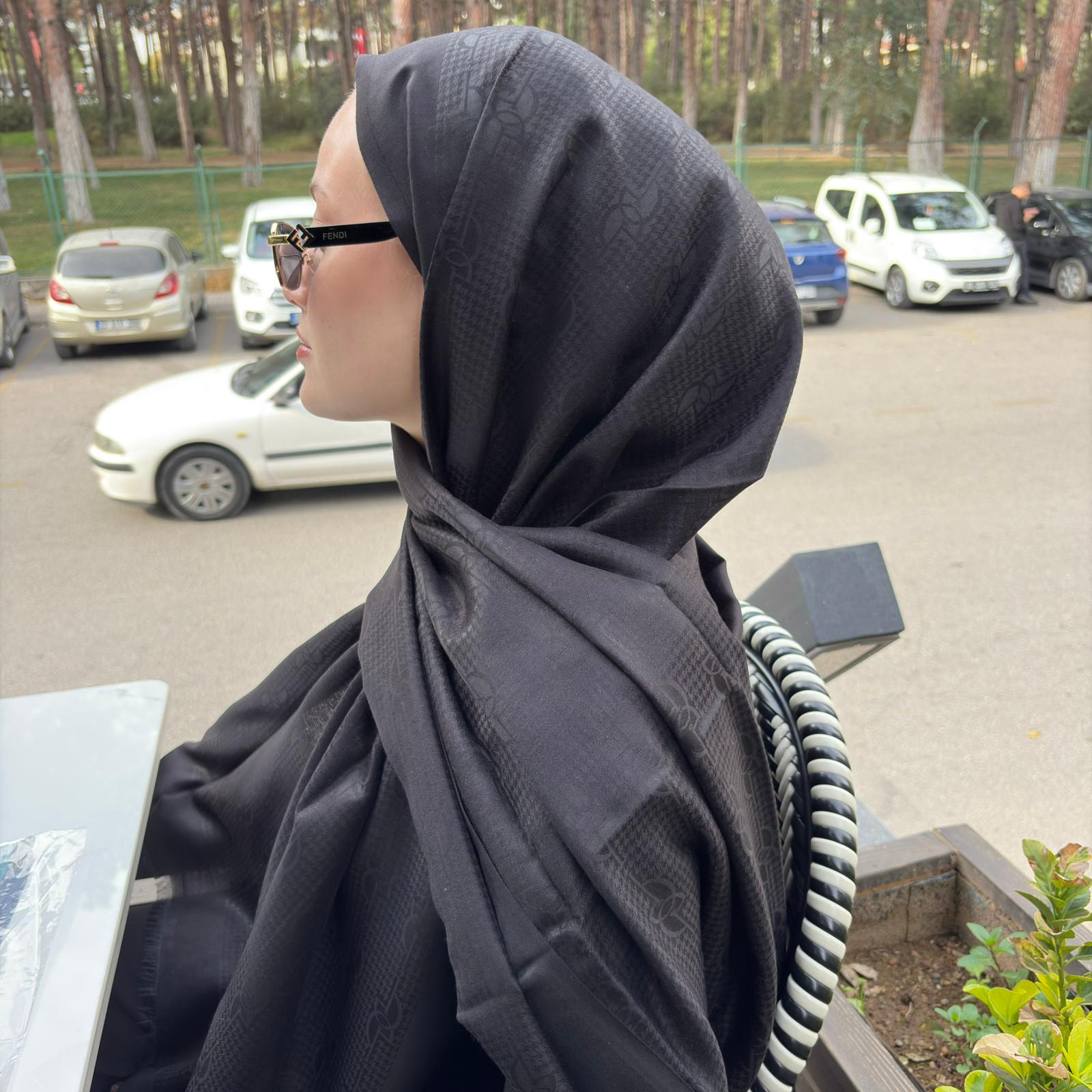 ipekevi Monogram Jakarlı Şal 08956 SİYAH