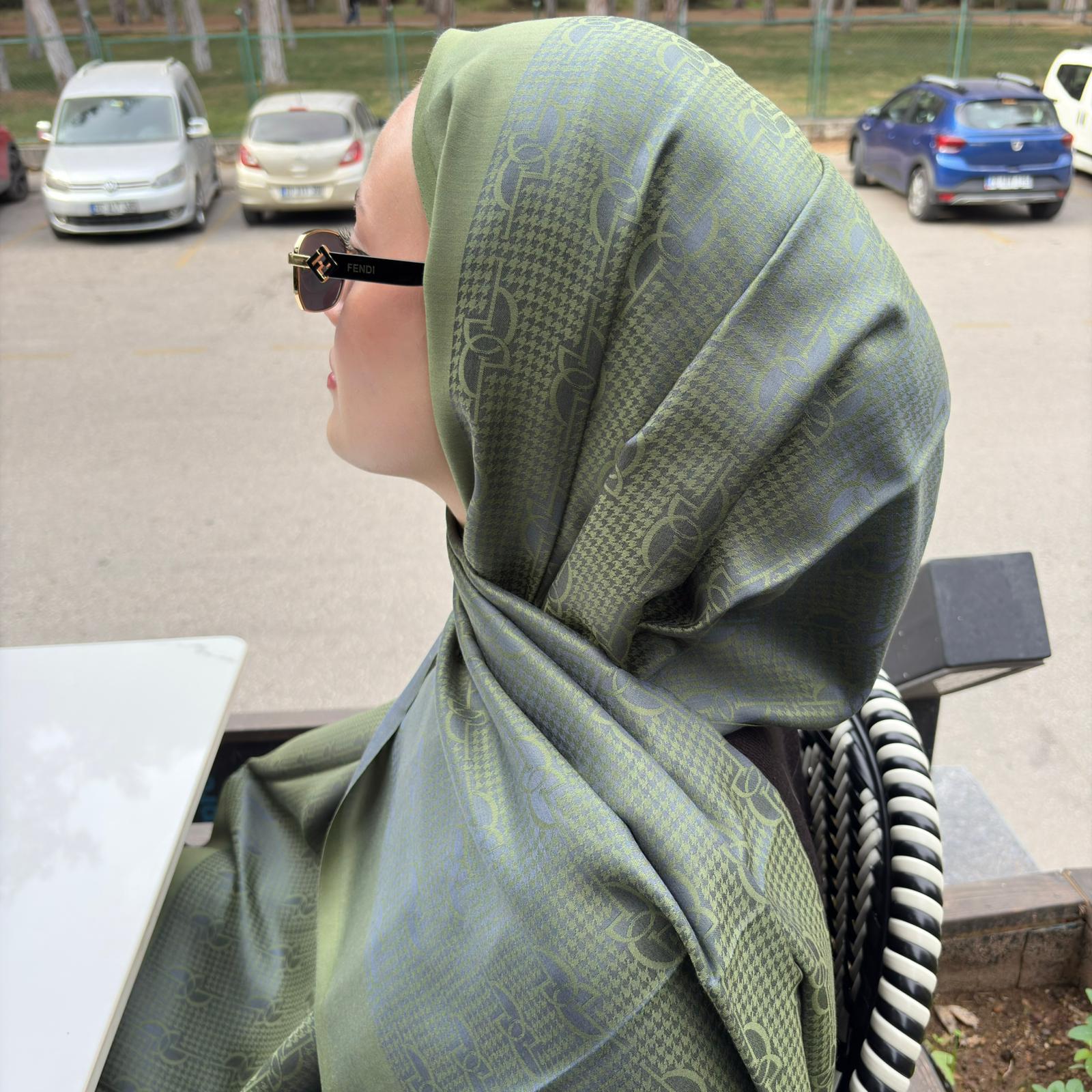 ipekevi Monogram Jakarlı Şal 08956 CEVİZ YEŞİLİ