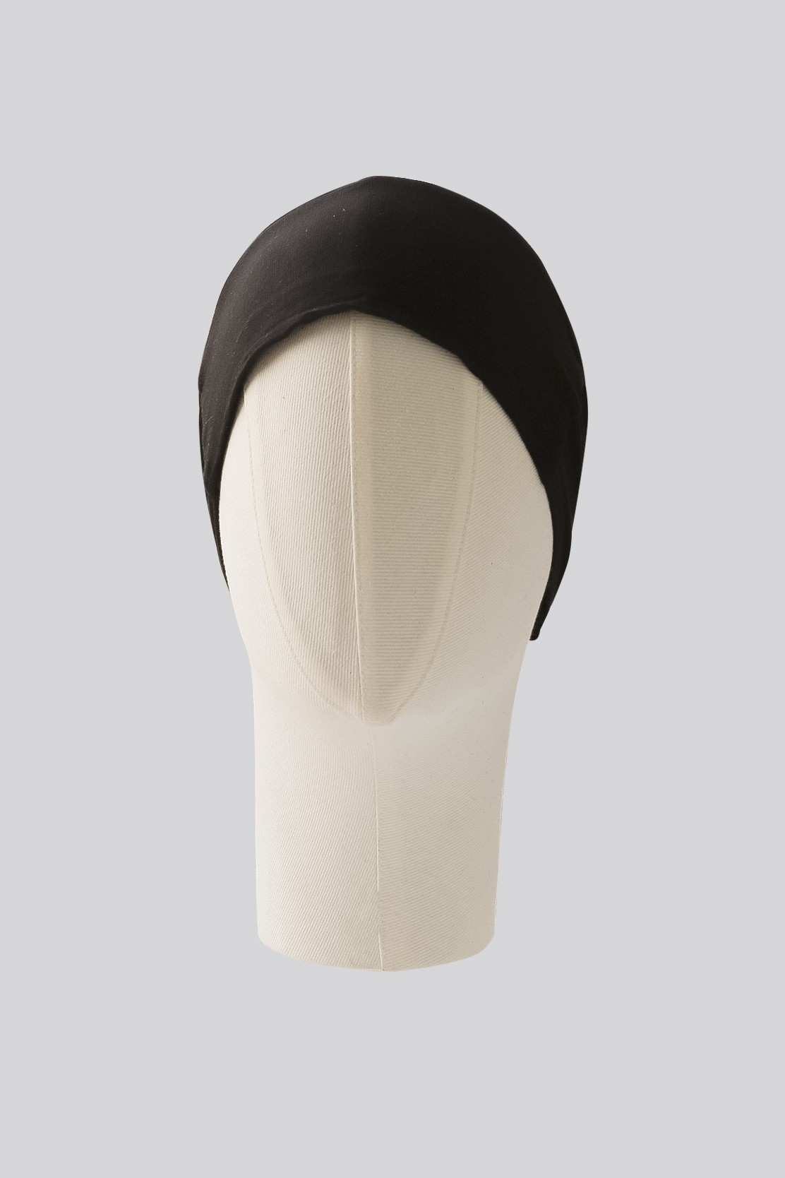 ÖNÜ SİLİKONLU BONE