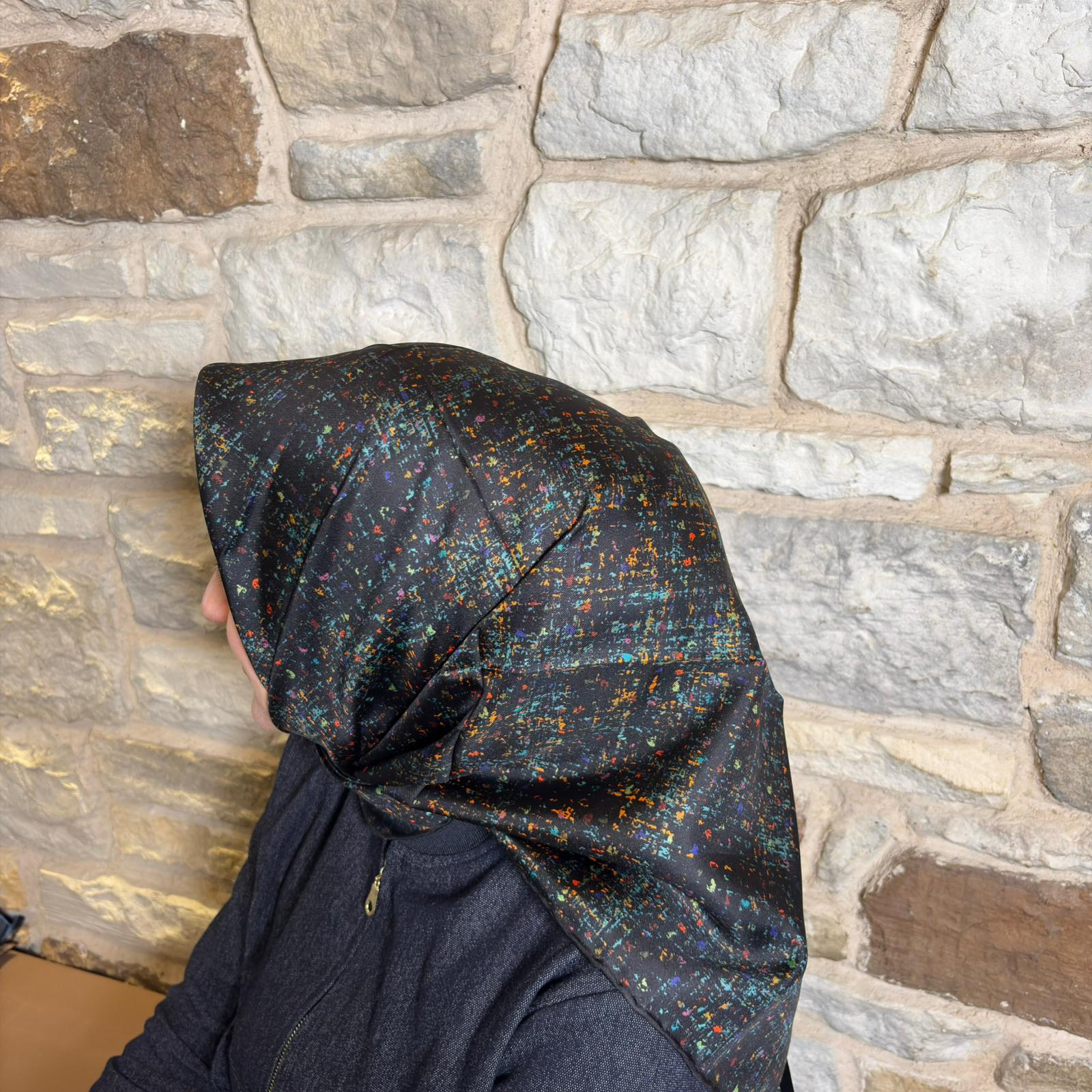 AKER AUTUMN-WINTER İPEK EŞARP TİVİL