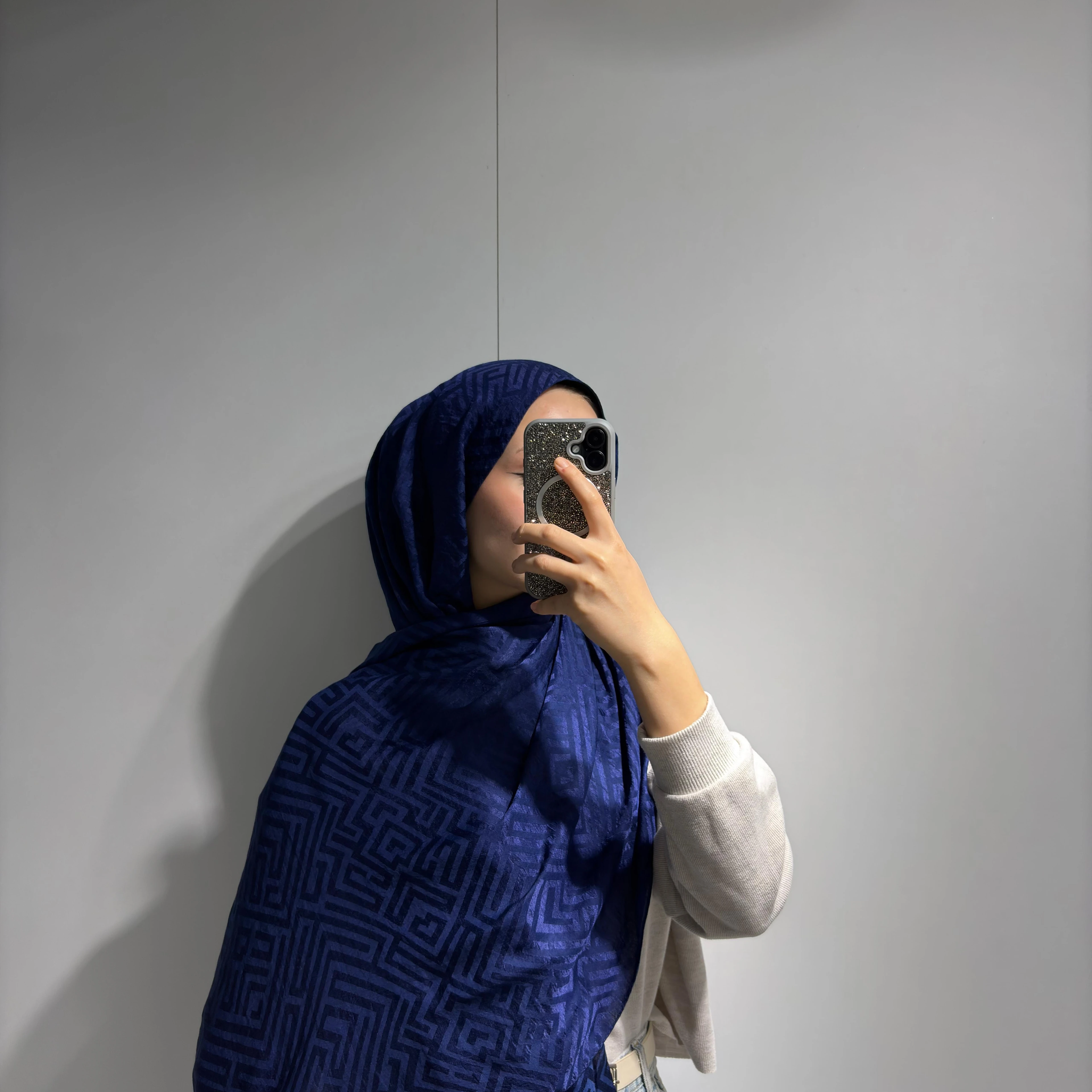 Labirent Desen Jakar şal Lacivert