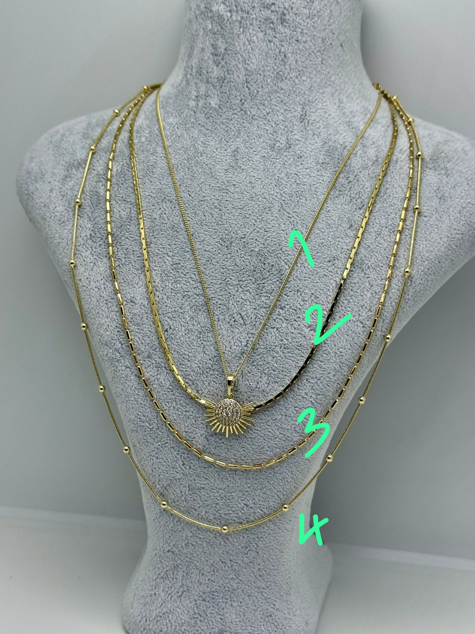 14 K Renk Vip Kolyelerimiz