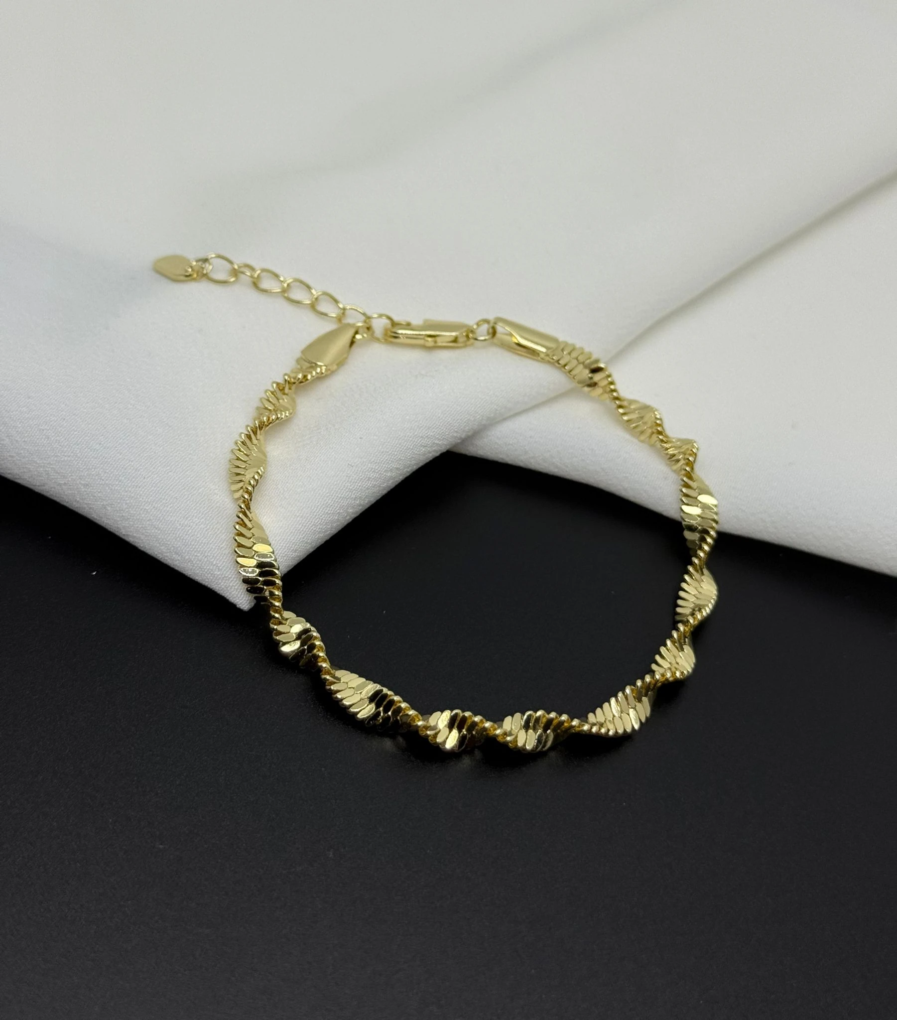 14 K Renk Singapur Zincir Bileklik 