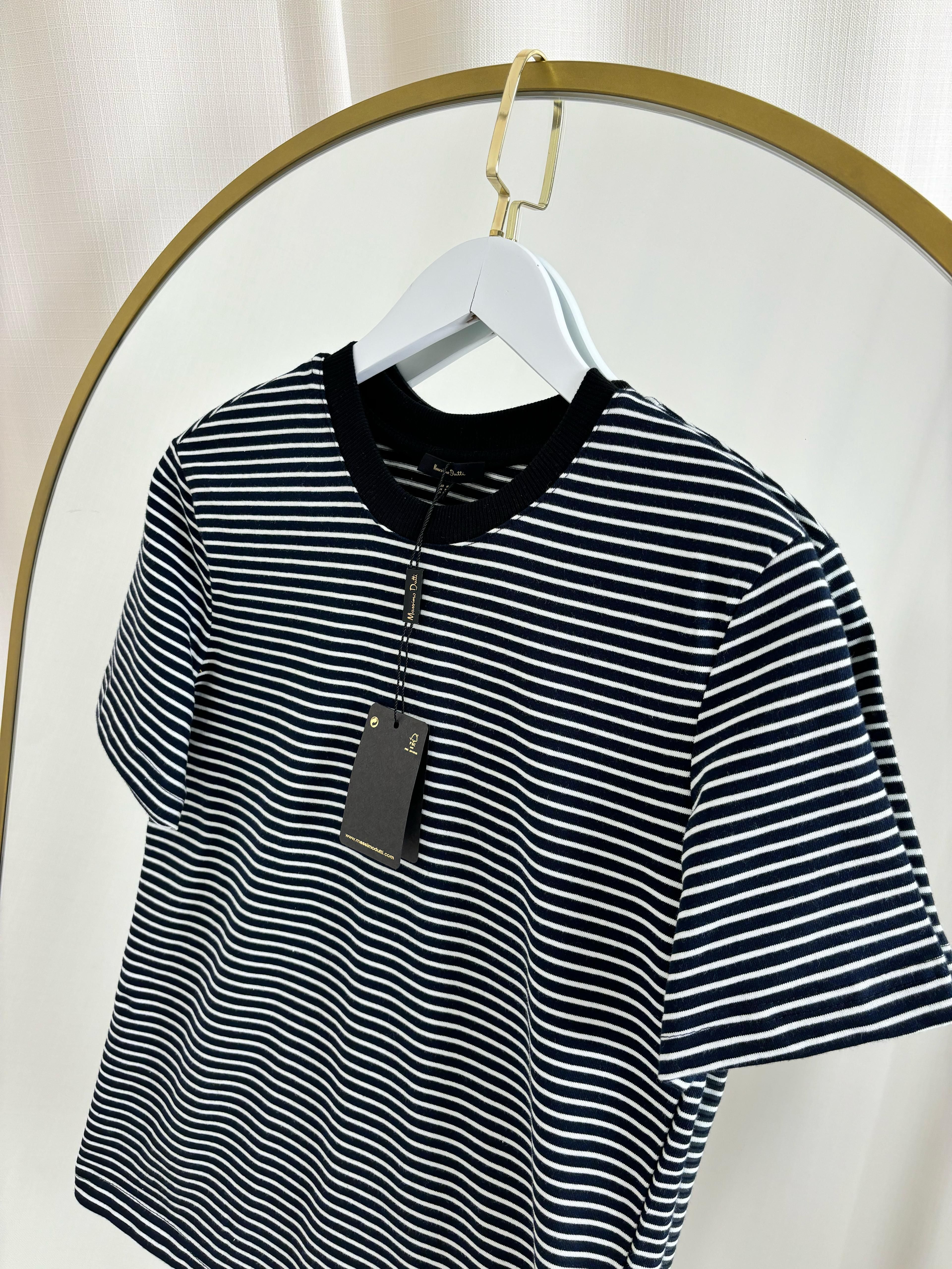Marka Model Bisiklet Yaka Çizgili Tshirt