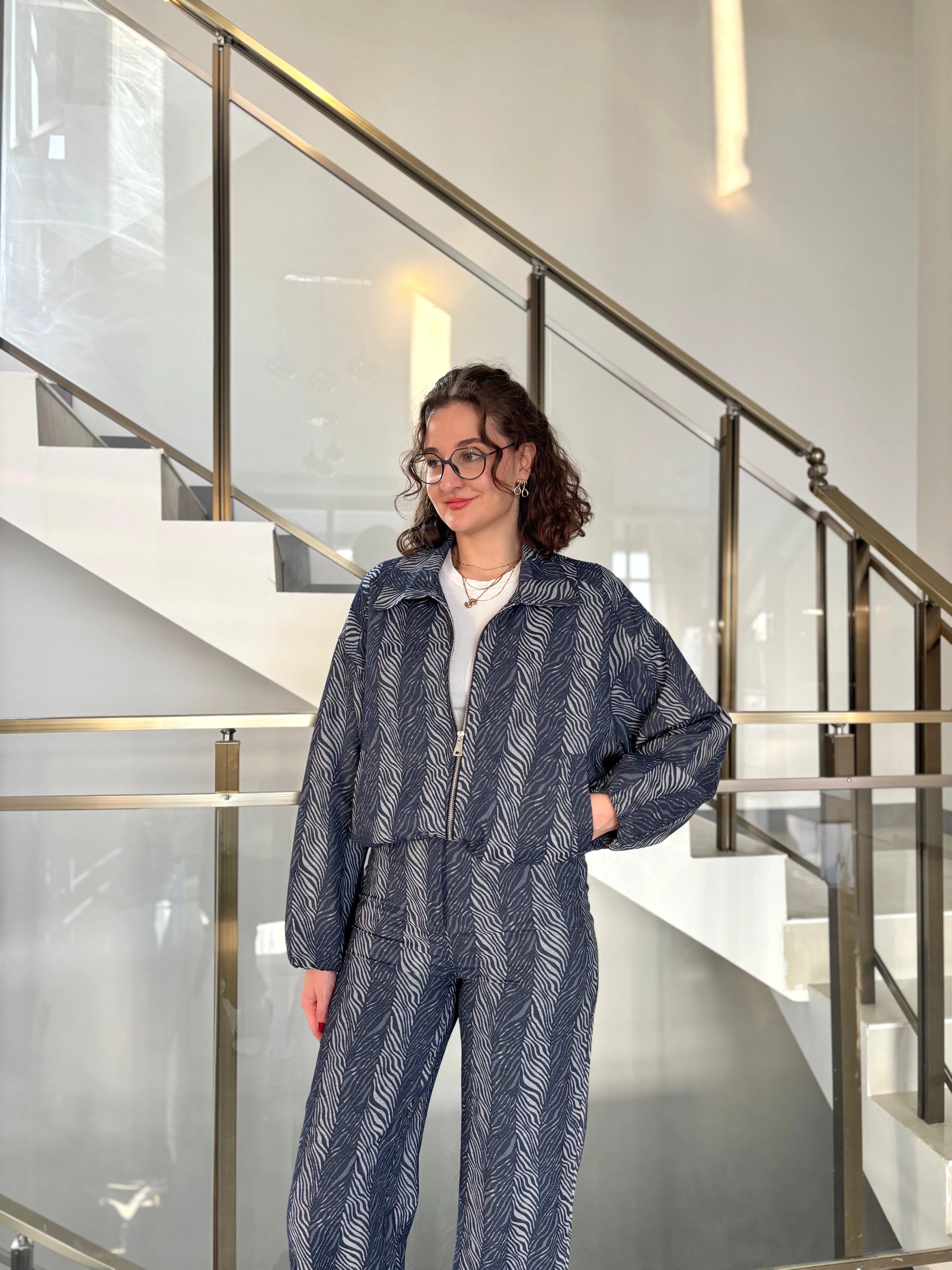 Mavi Desenli Bomber Tasarım Takım