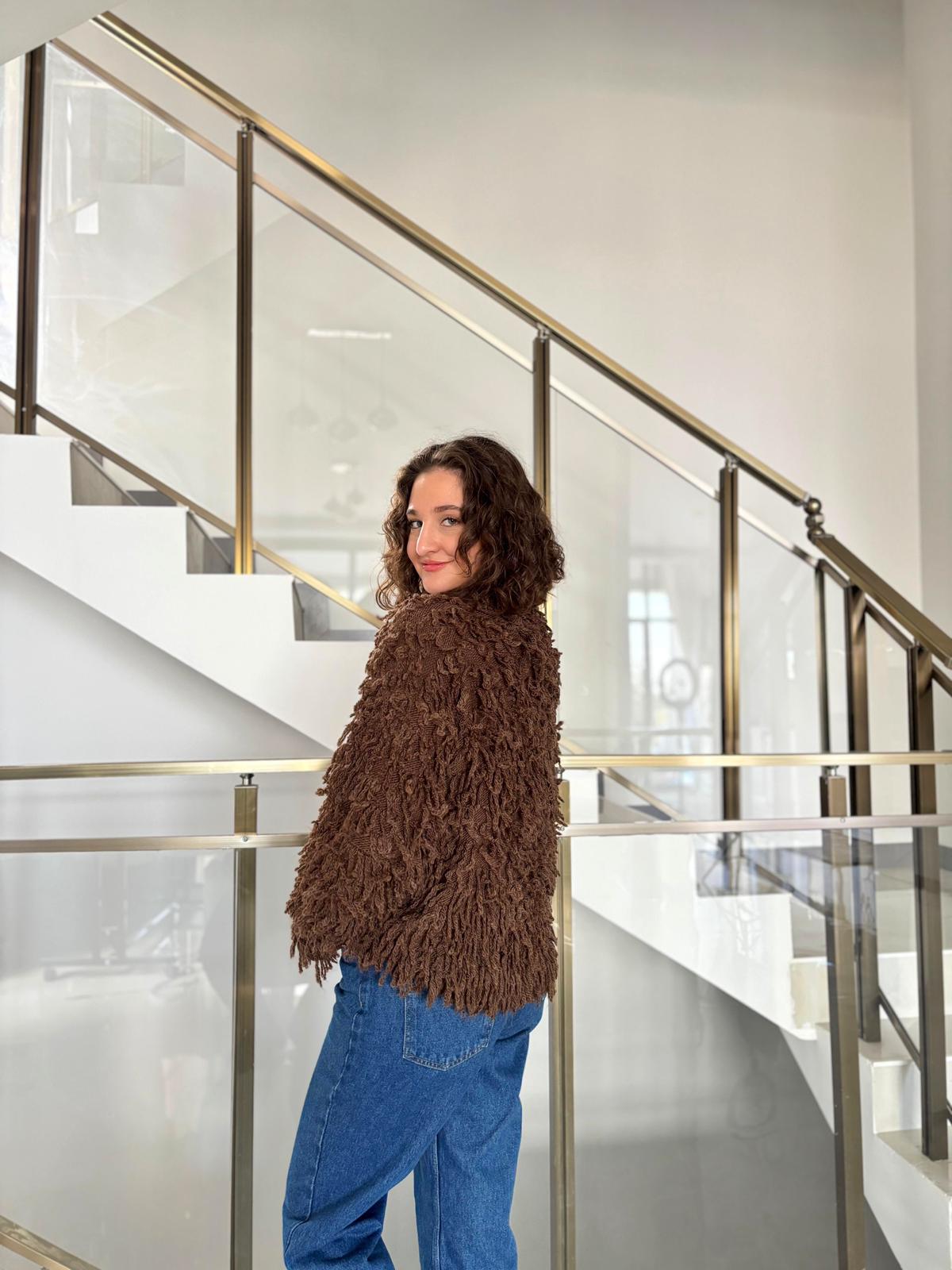 Püskül Detaylı Oversize Örme Hırka