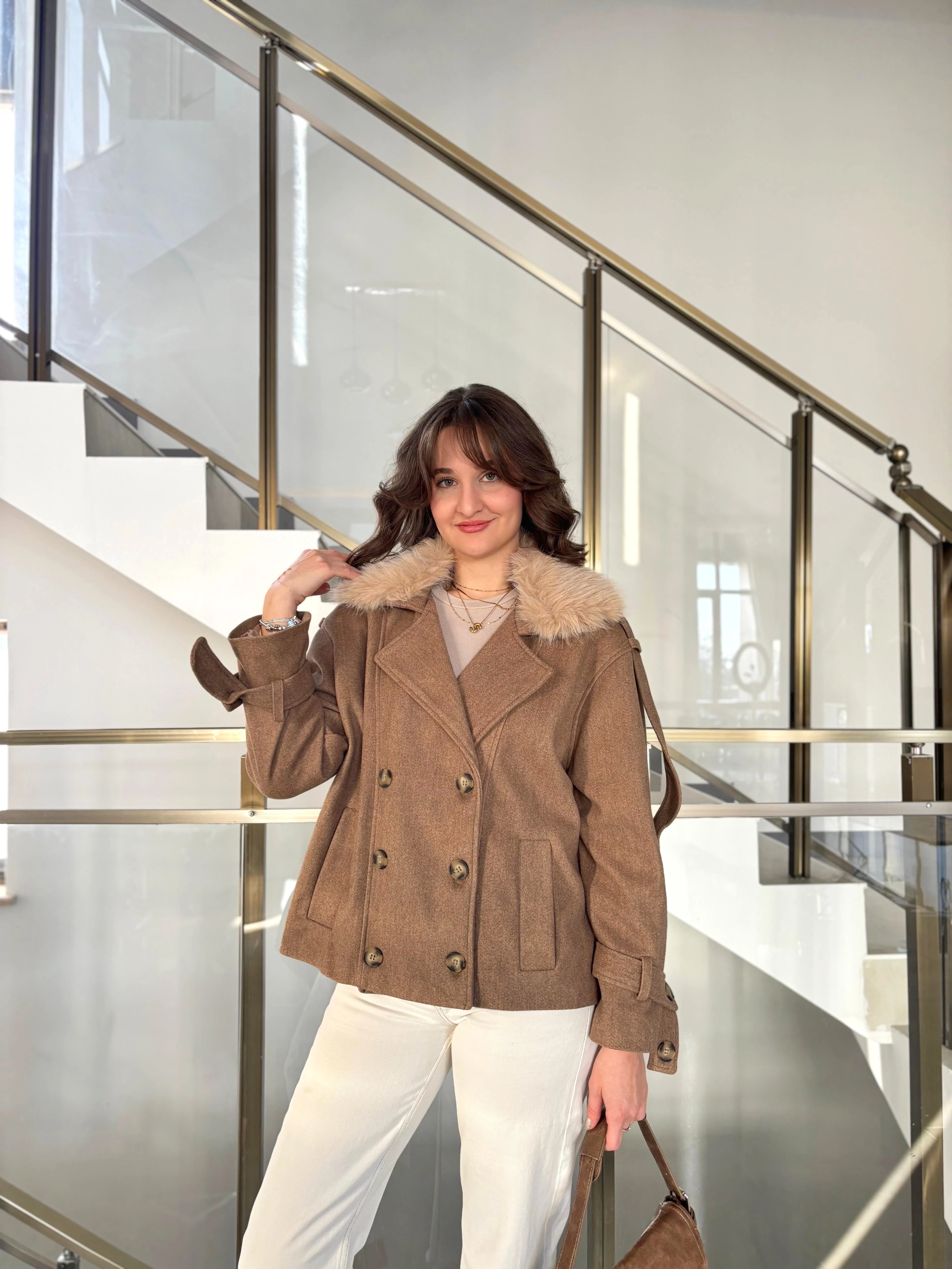 Yakası Kürk Detaylı Kaşe Kaban - Bej