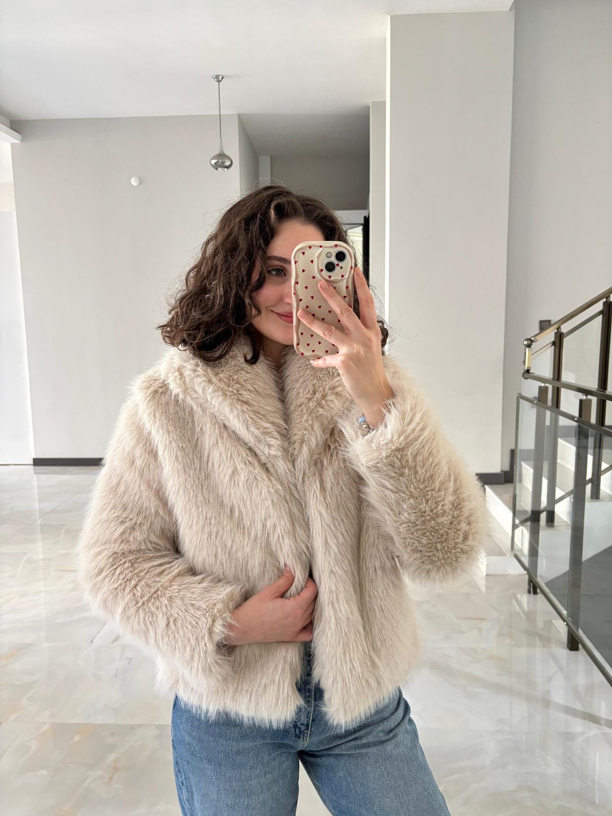 Şal Yaka Tina Kürk (Dar kalıptır mutlaka bir beden büyük sipariş veriniz ! ) - Bej