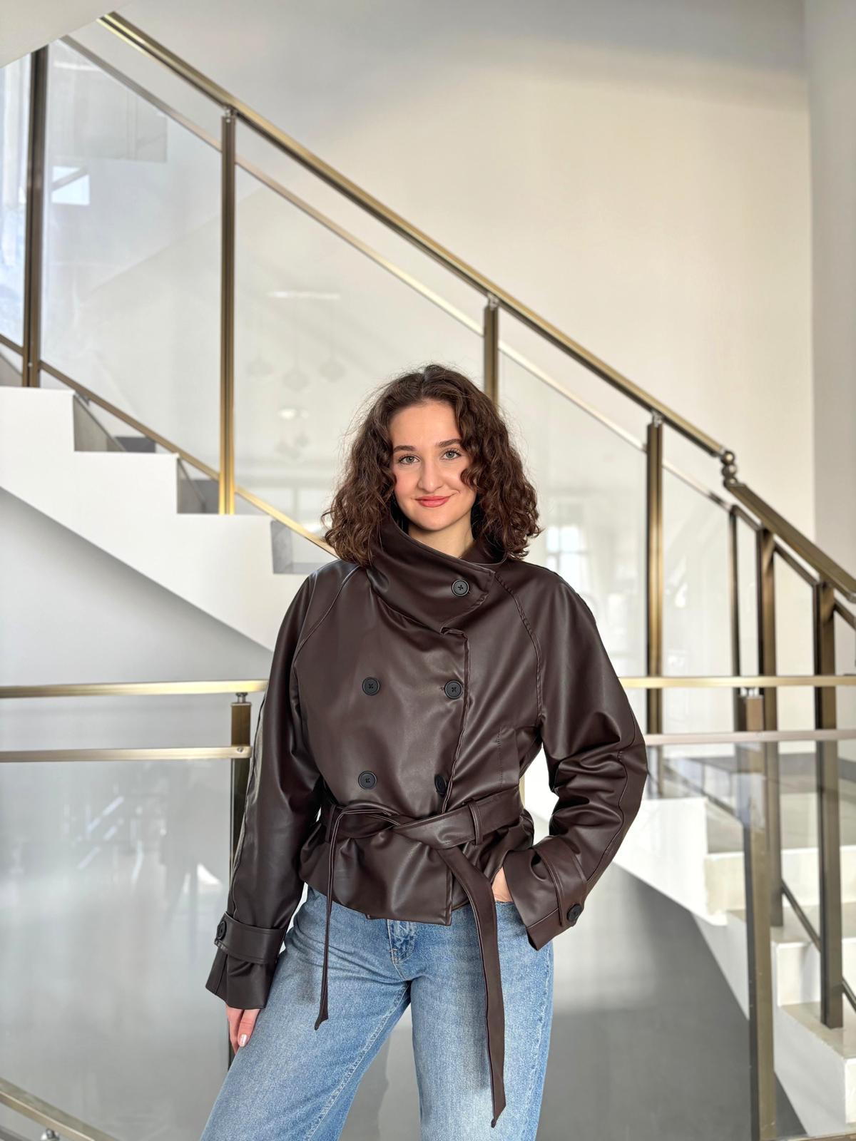 Dik Yaka Kuşaklı Premium Deri Ceket