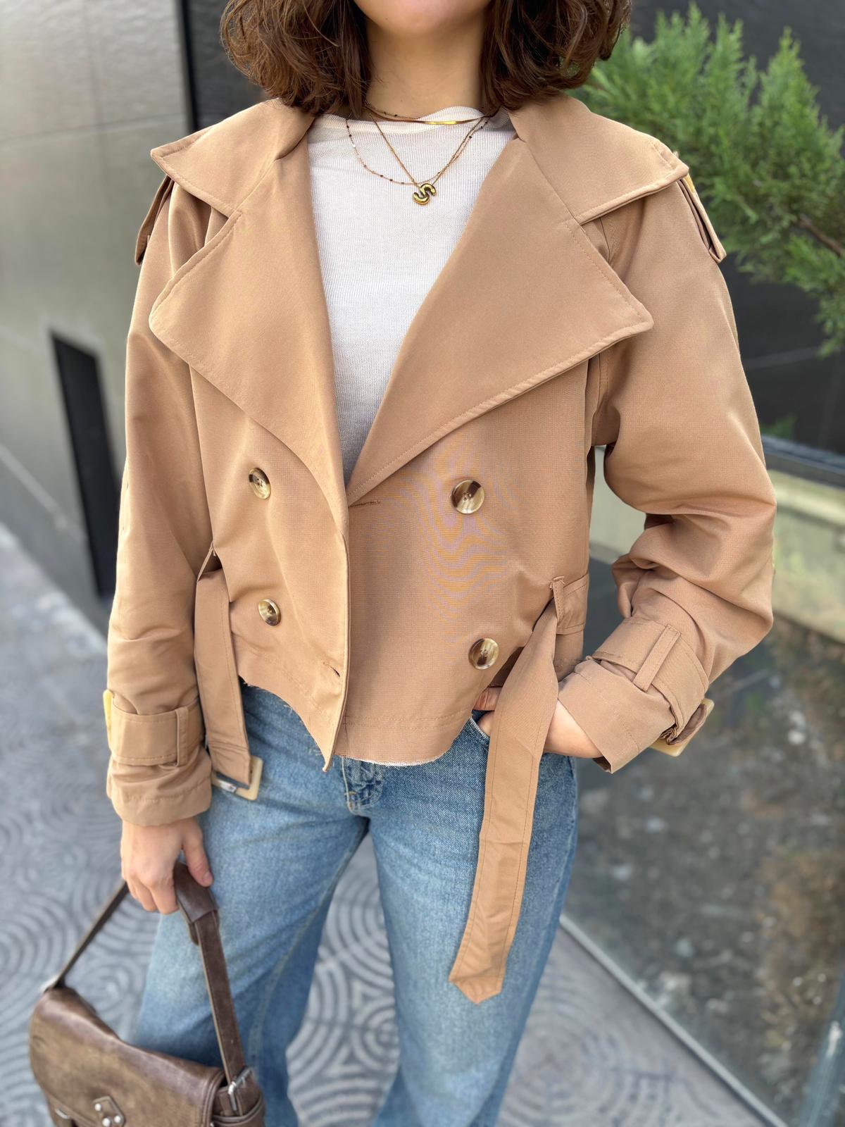 Kuşaklı Kruvaze Kısa Trençkot