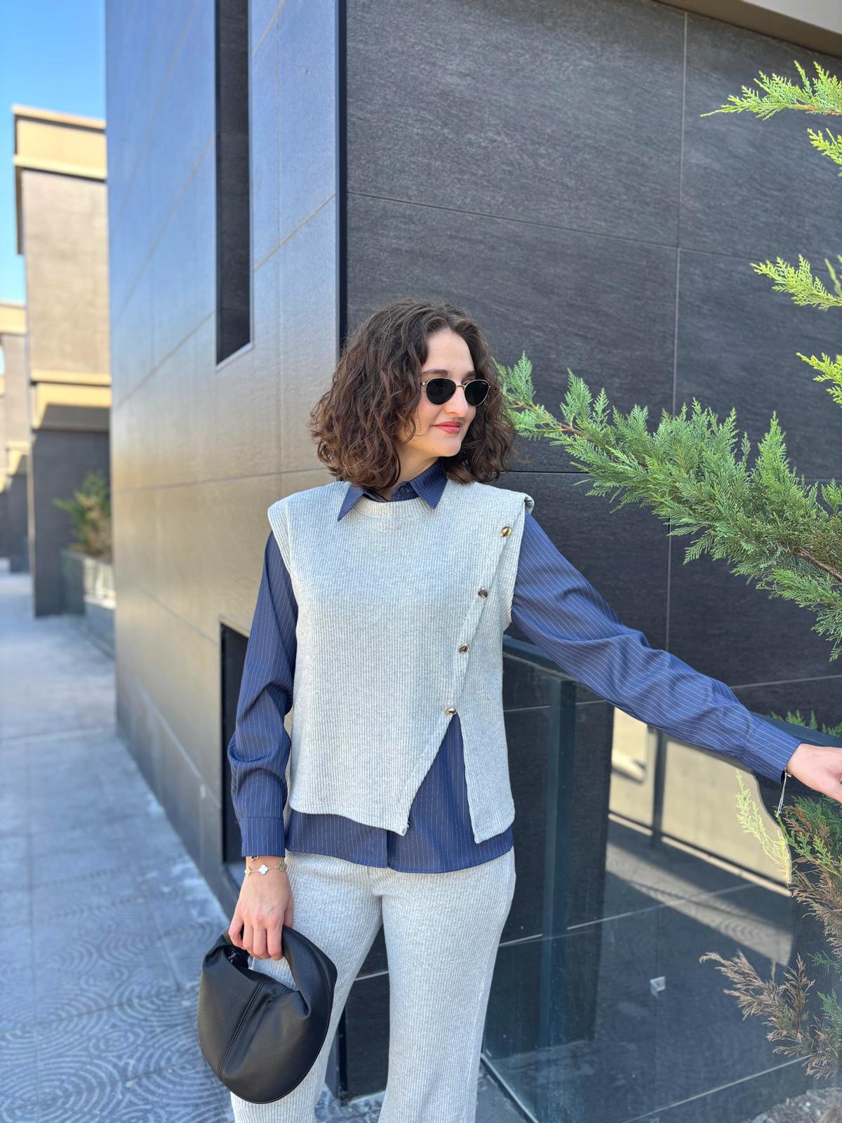 Gömlek Detaylı Üçlü Triko Takım