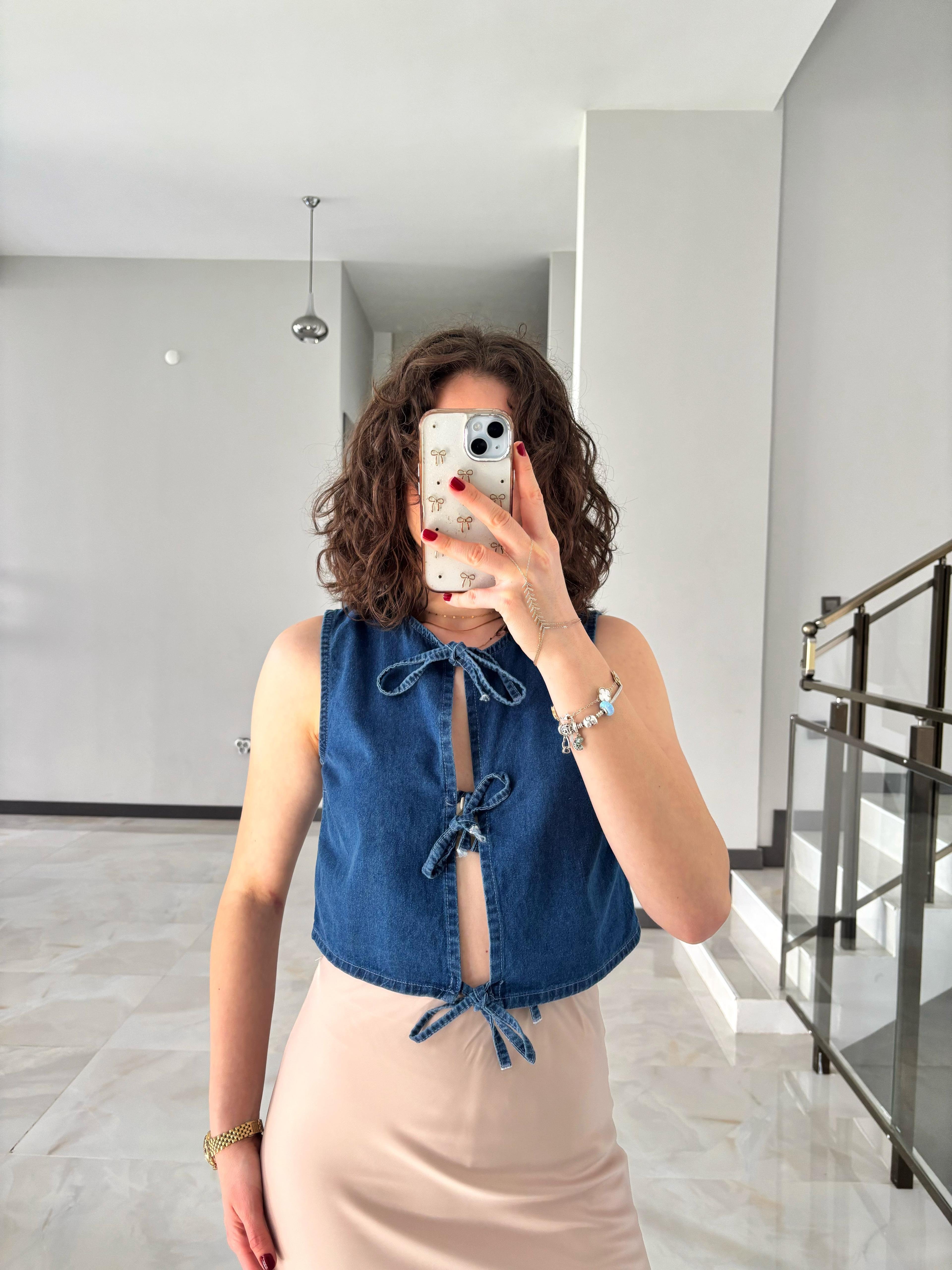 Önü Bağlama Detaylı Denim Yelek