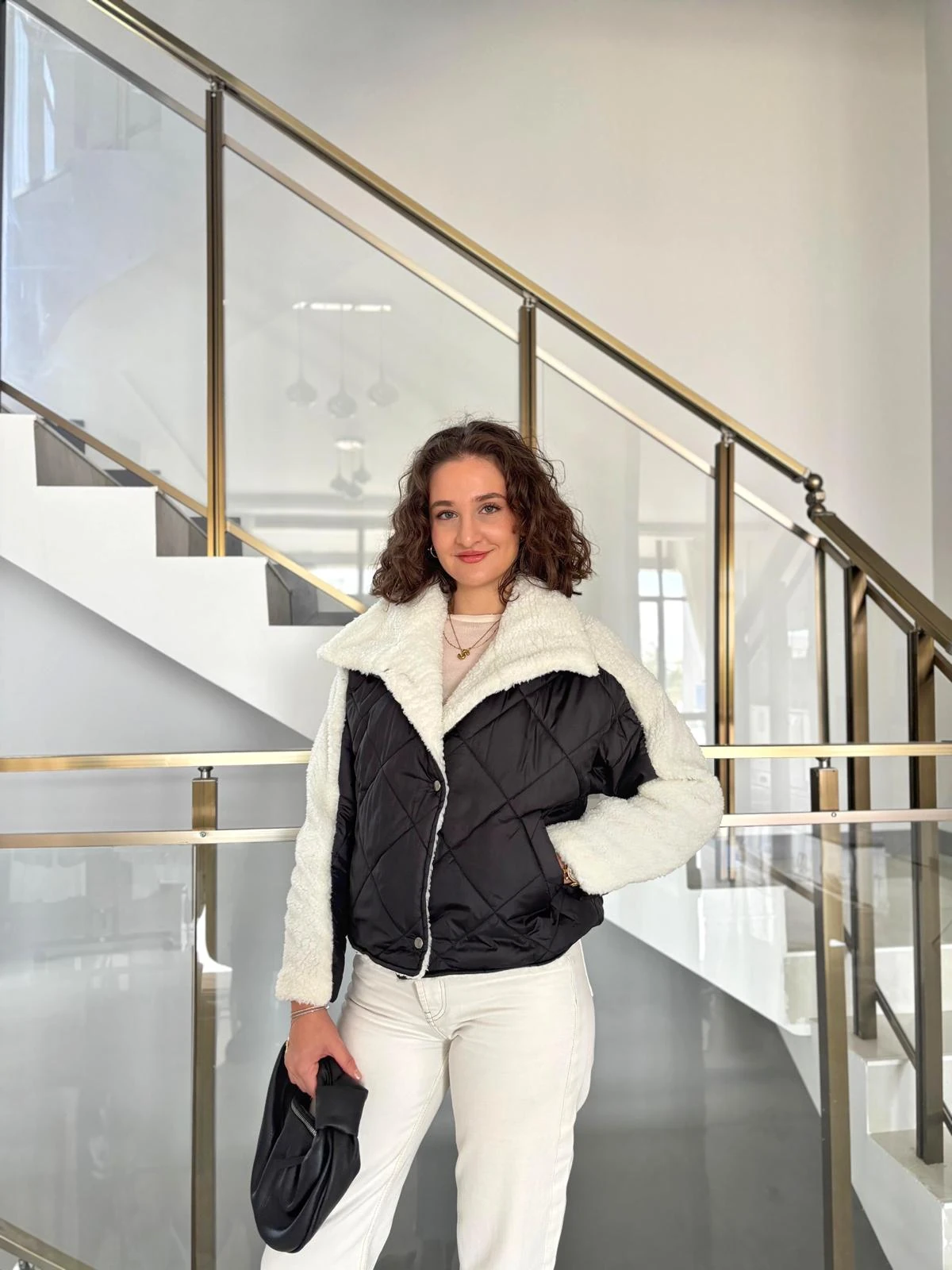 Yaka Ve Kol Kürk Detaylı Ceket