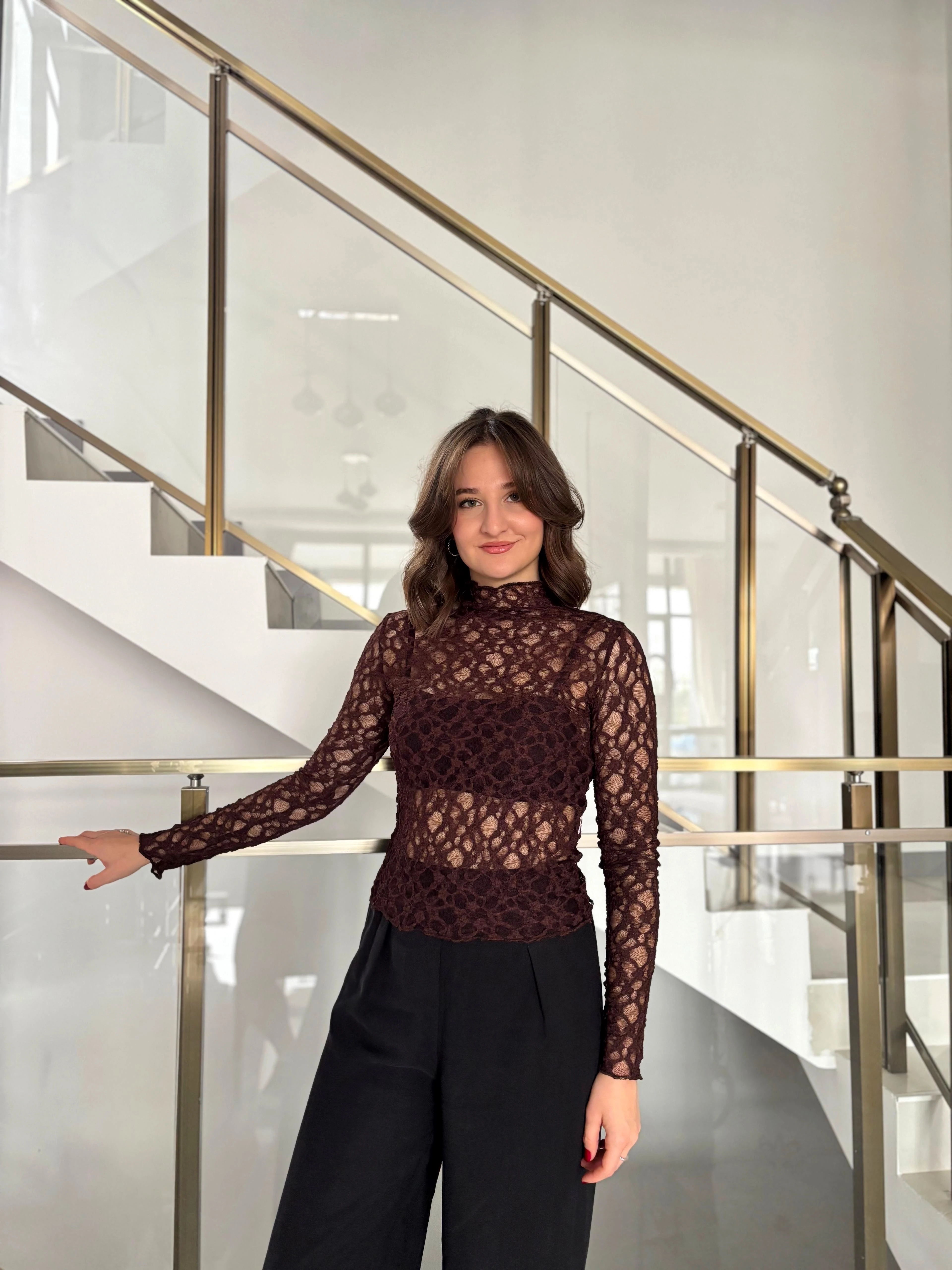 Balıkçı Yaka Dantel Bluz 