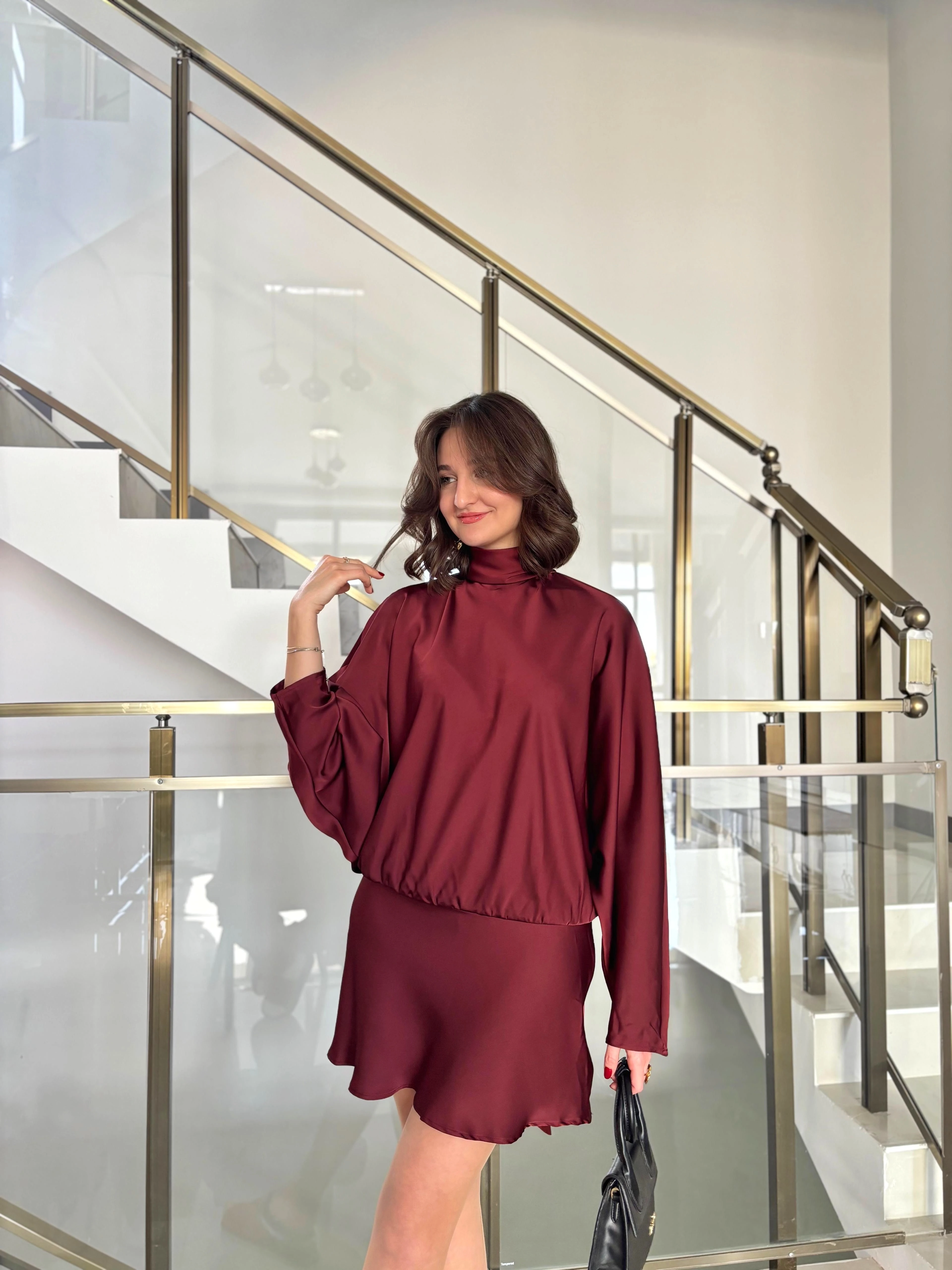 Yaras Kol Dökümlü Saten Elbise  - Bordo