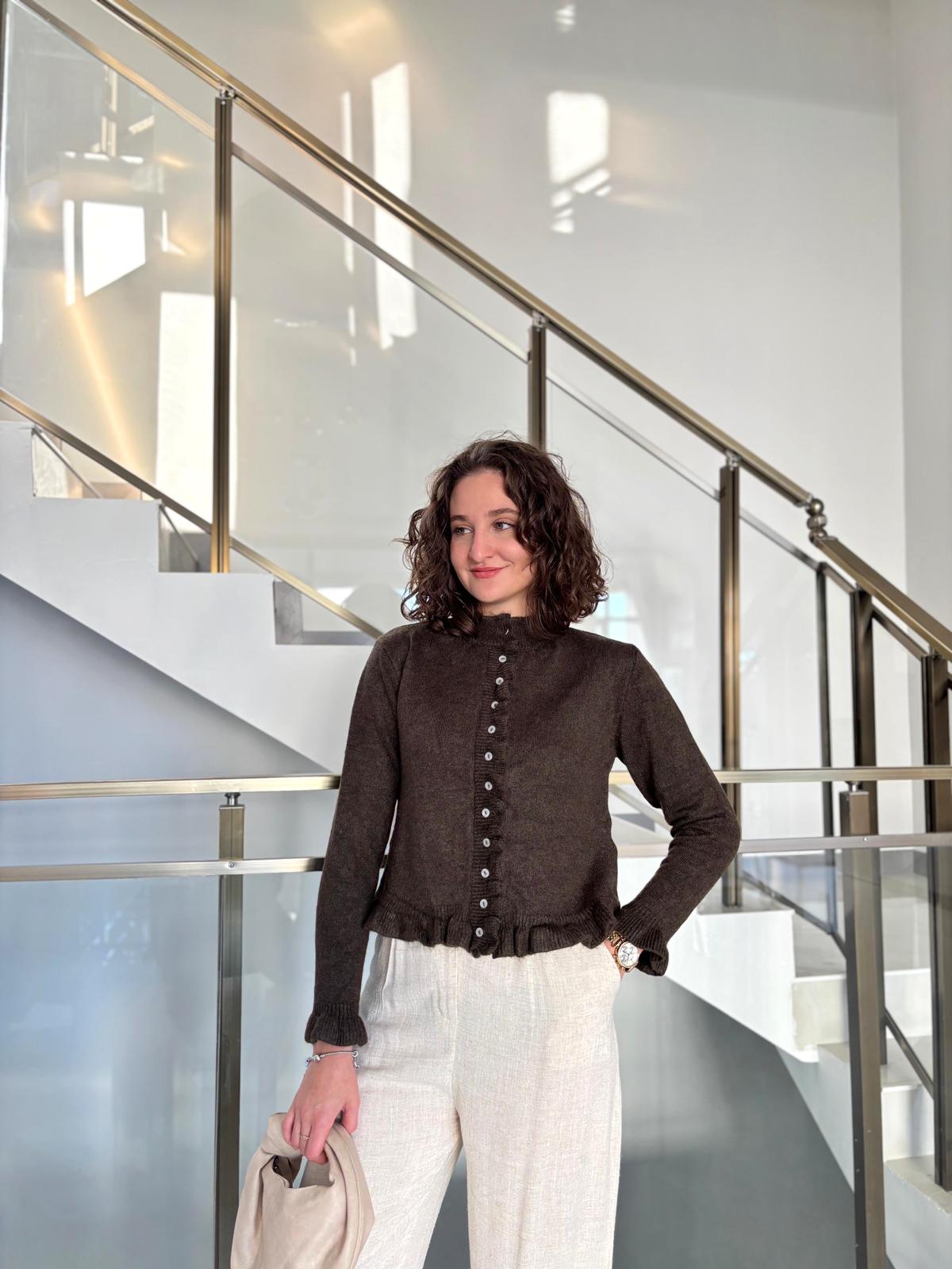 Fırfır Detaylı Triko Hırka - Kahverengi