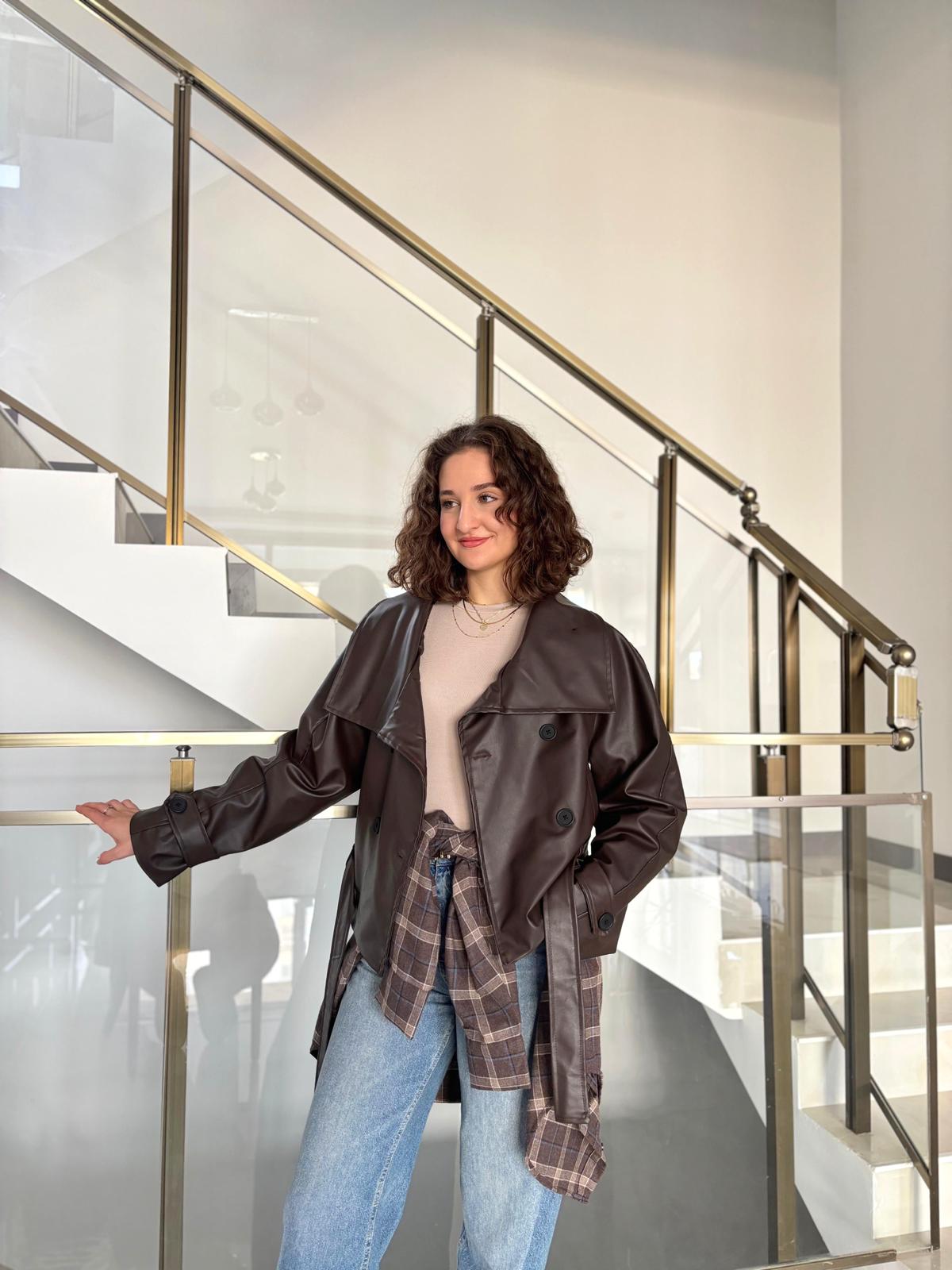 Dik Yaka Kuşaklı Premium Deri Ceket