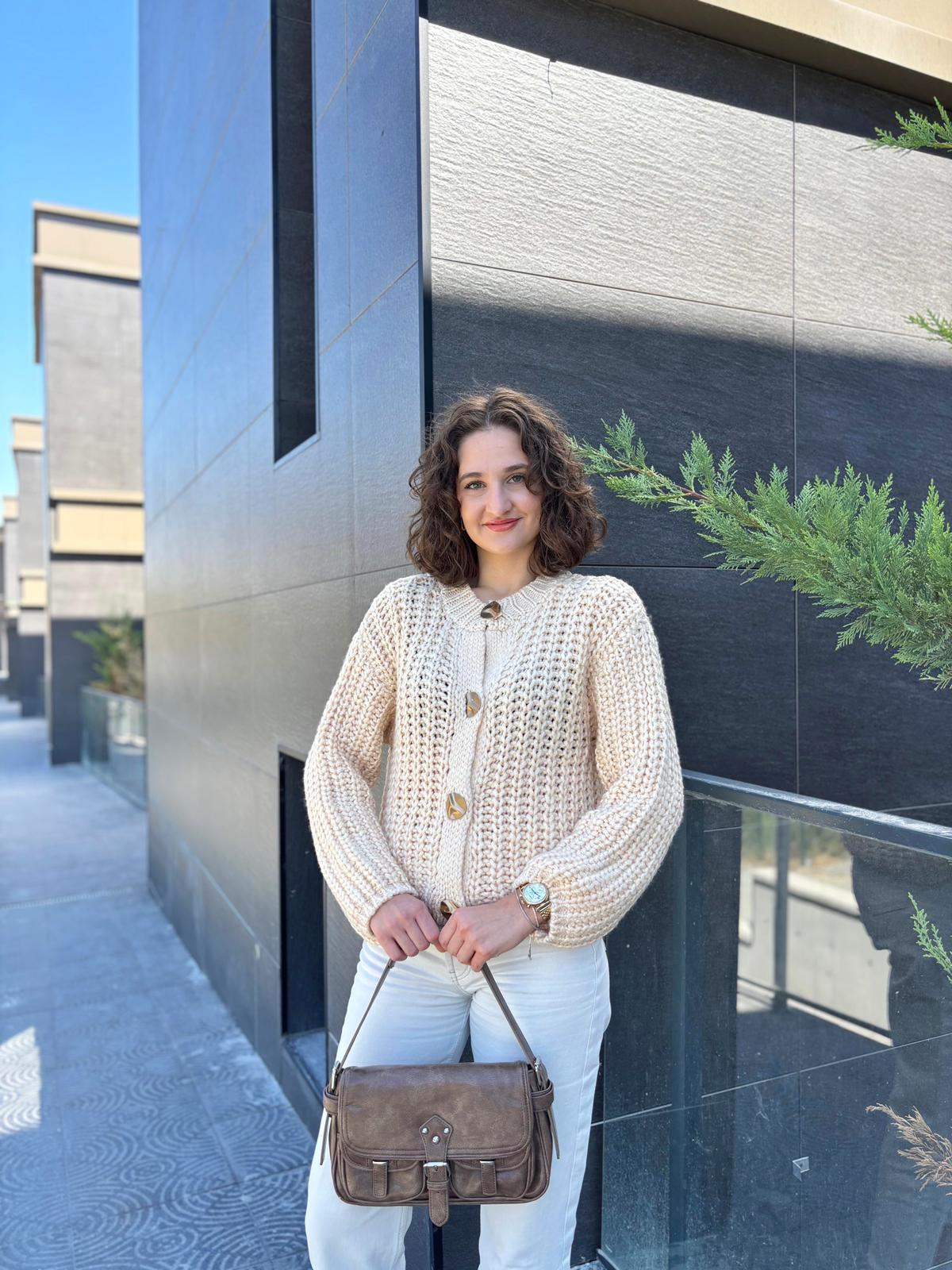 İthal Yün Gold Düğmeli Hırka