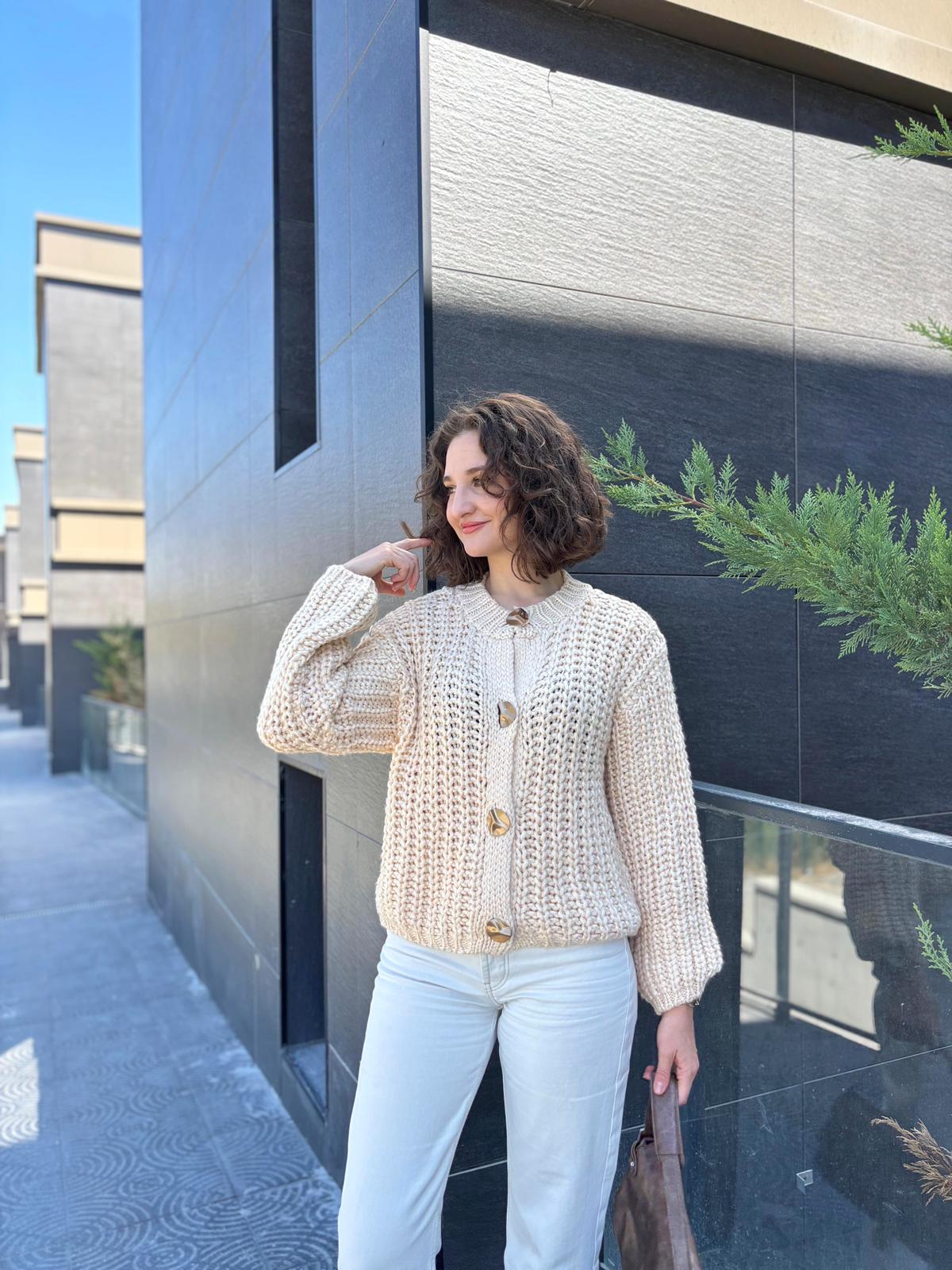 İthal Yün Gold Düğmeli Hırka