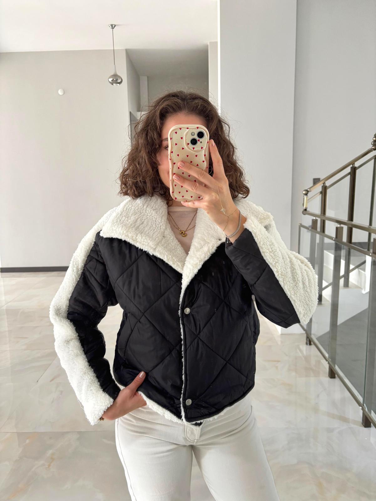 Yaka Ve Kol Kürk Detaylı Ceket