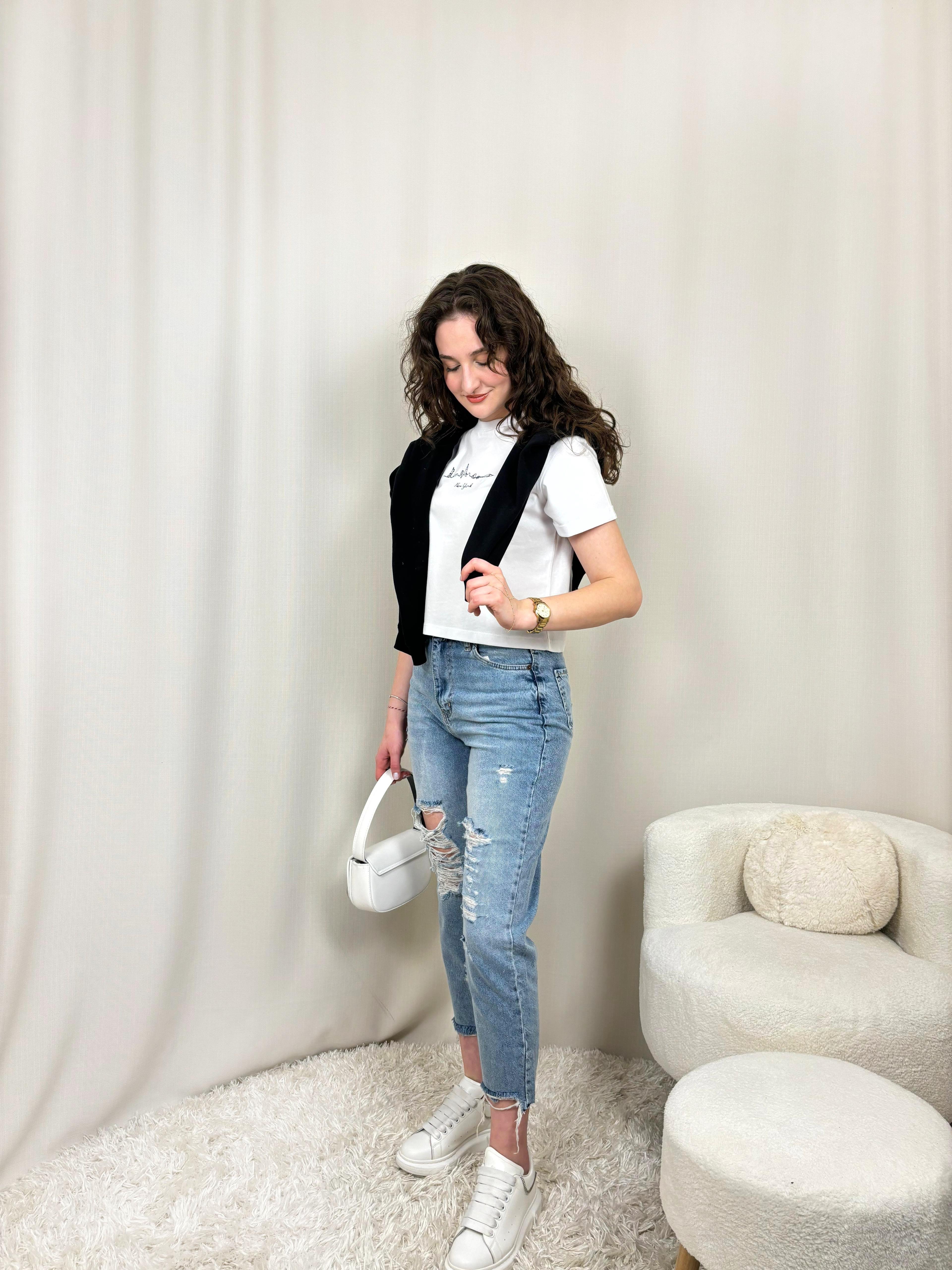 Mavi Yırtıklı Mom Jean