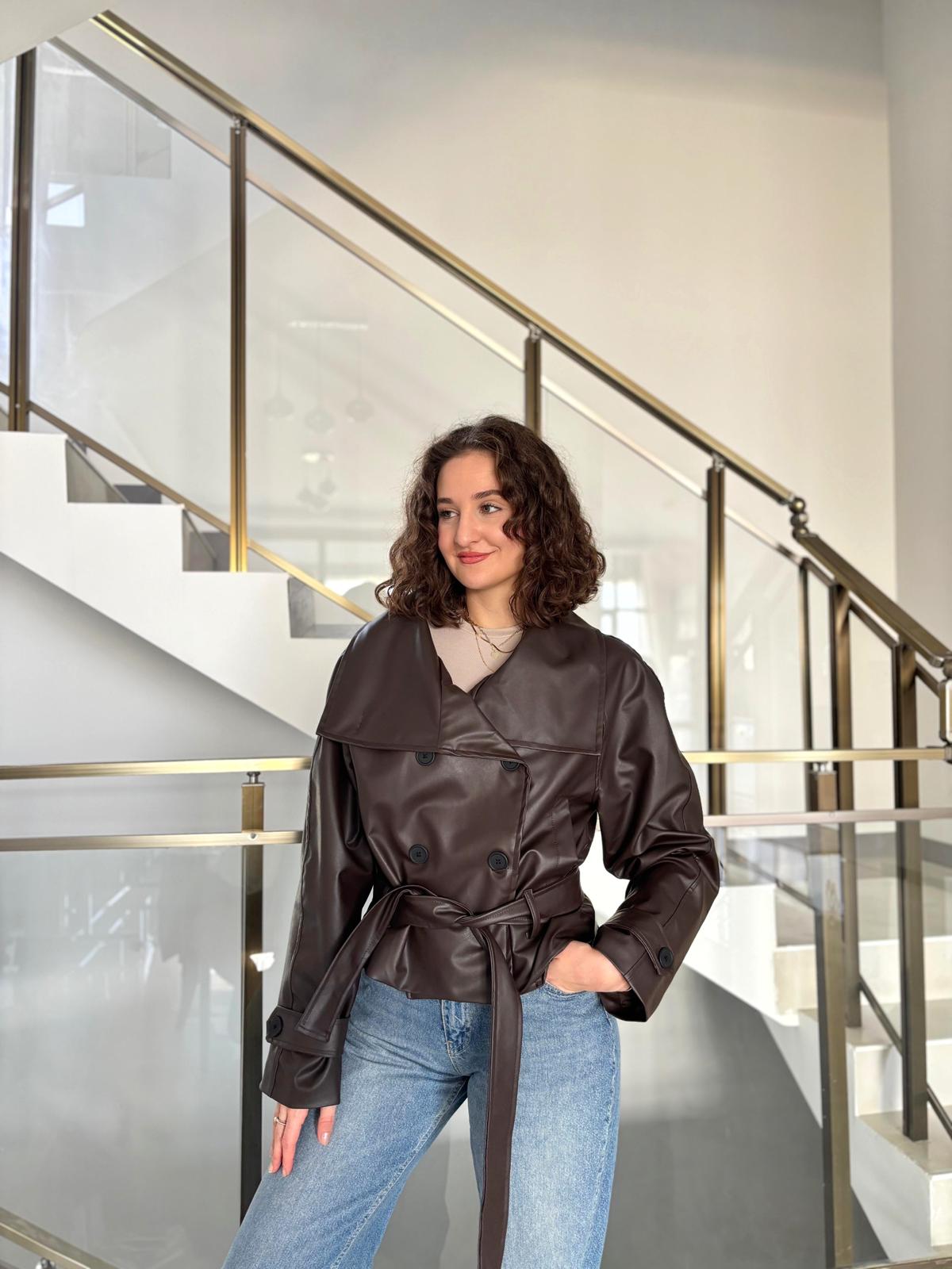 Dik Yaka Kuşaklı Premium Deri Ceket