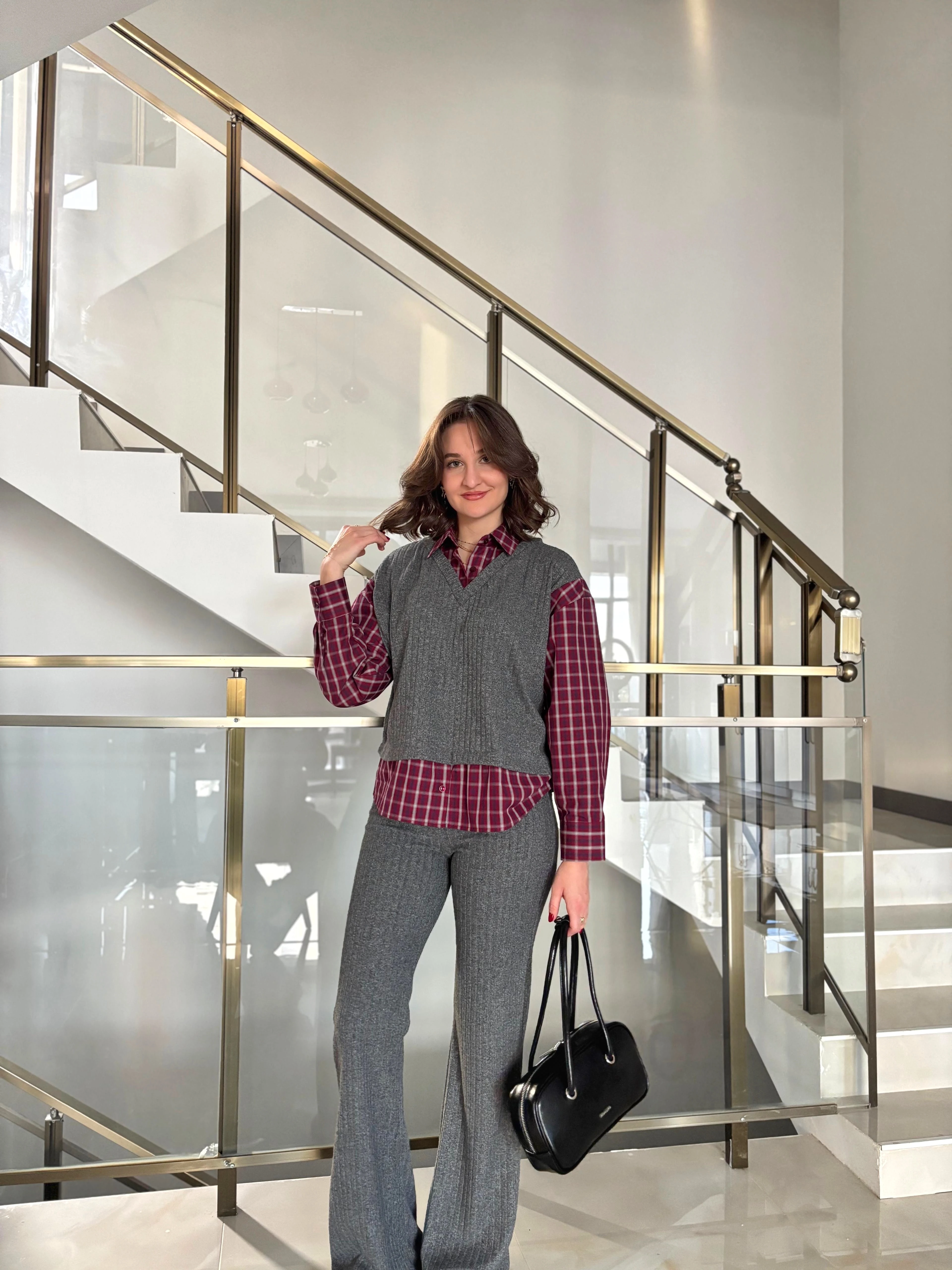 Gömlek Detaylı Triko Pantolon Takım