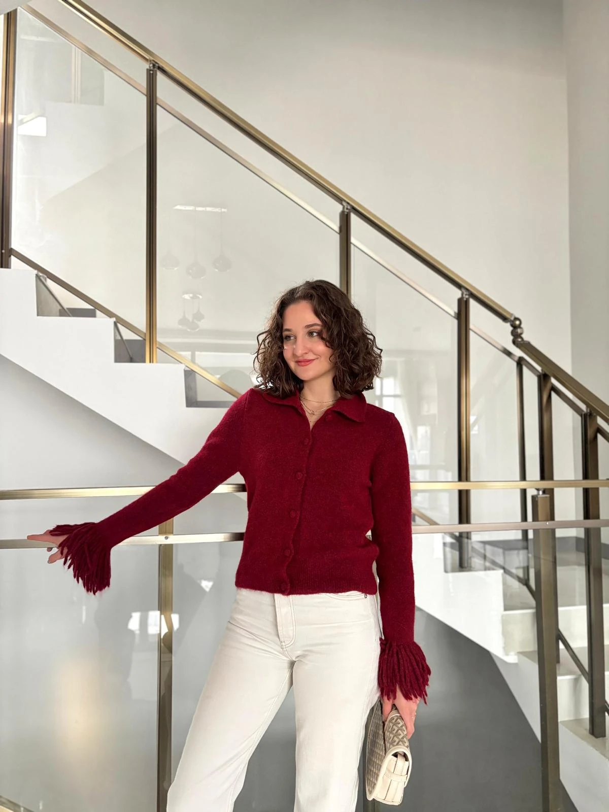 Kol Uçları Püskül Detaylı Yumoş Hırka