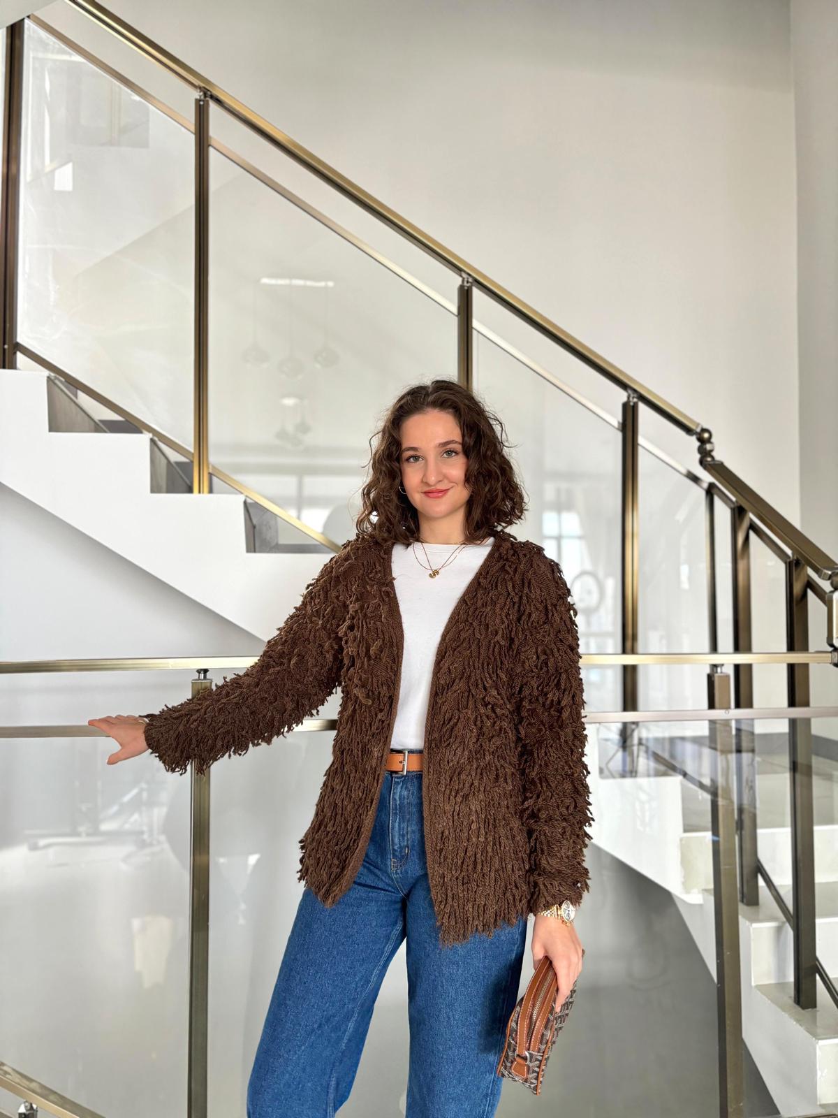 Püskül Detaylı Oversize Örme Hırka