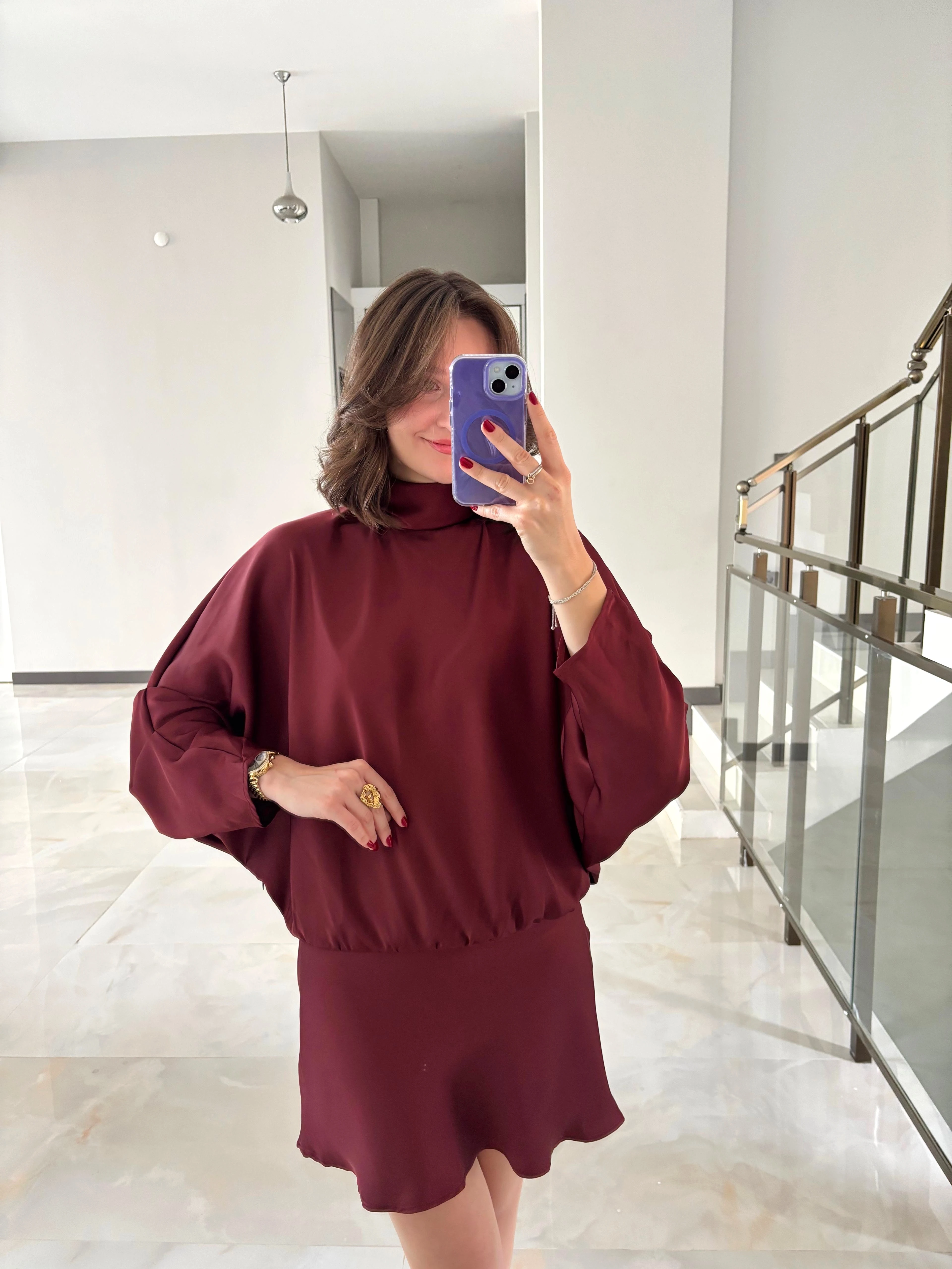 Yaras Kol Dökümlü Saten Elbise 